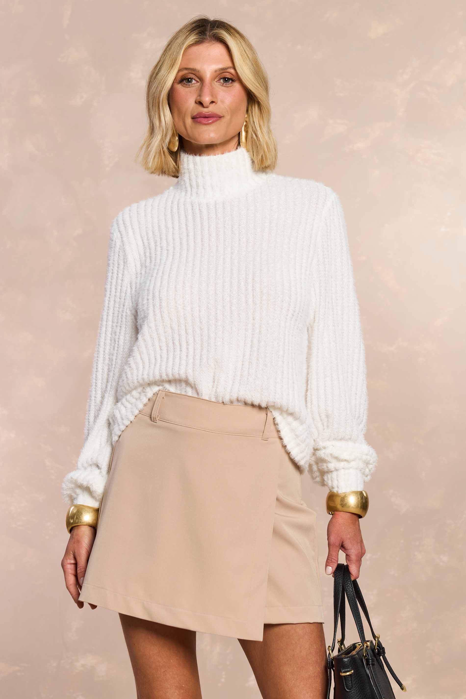 Shorts-Saia Retrô Glam em Alfaiataria