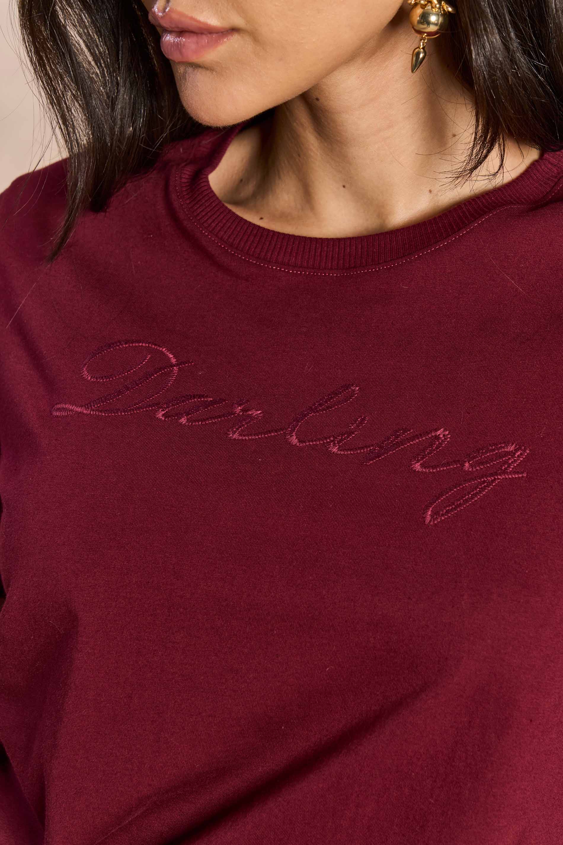 T-shirt Cozy Whinter com Bordado