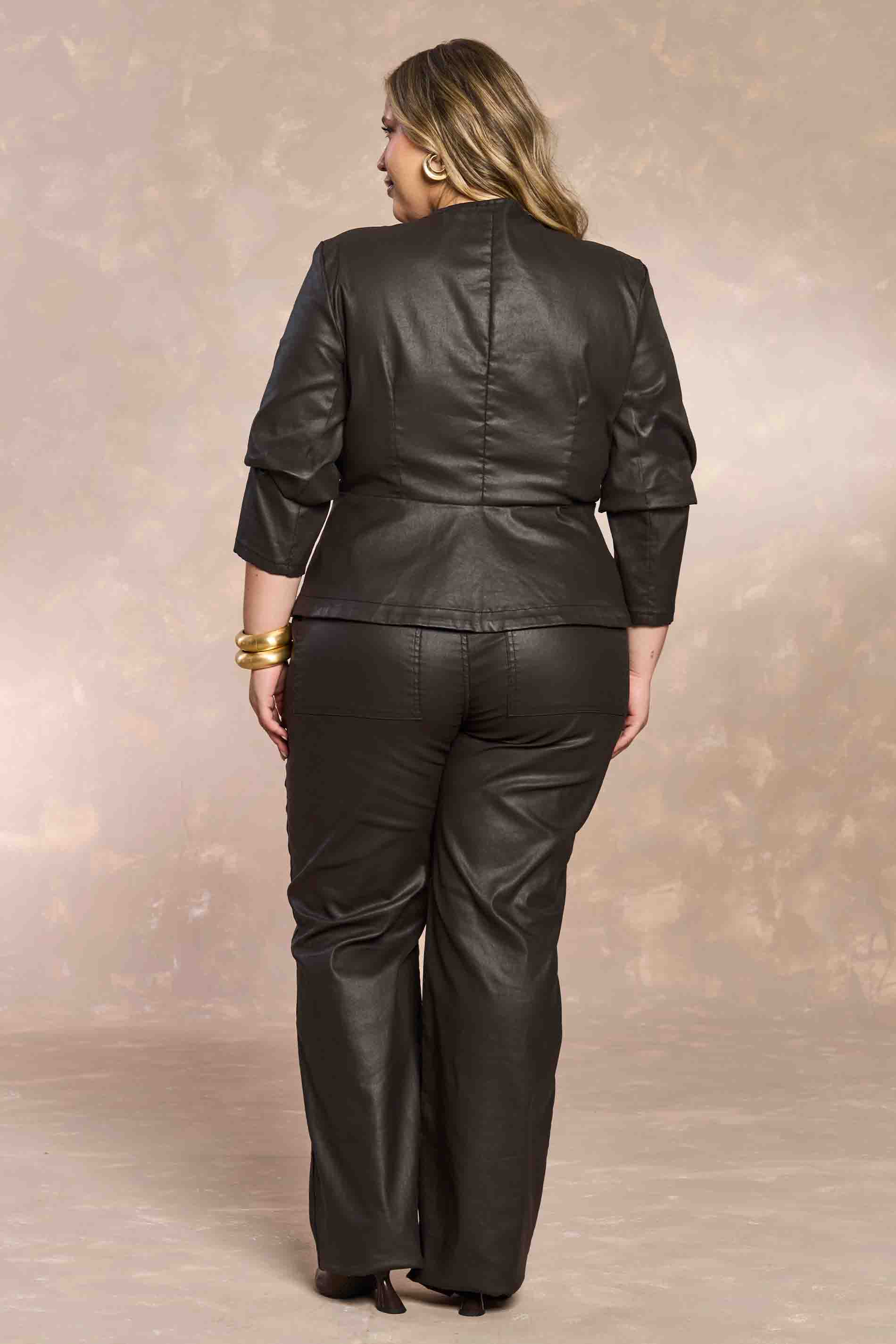 Jaqueta Peplum Retrô Glam em Sarja