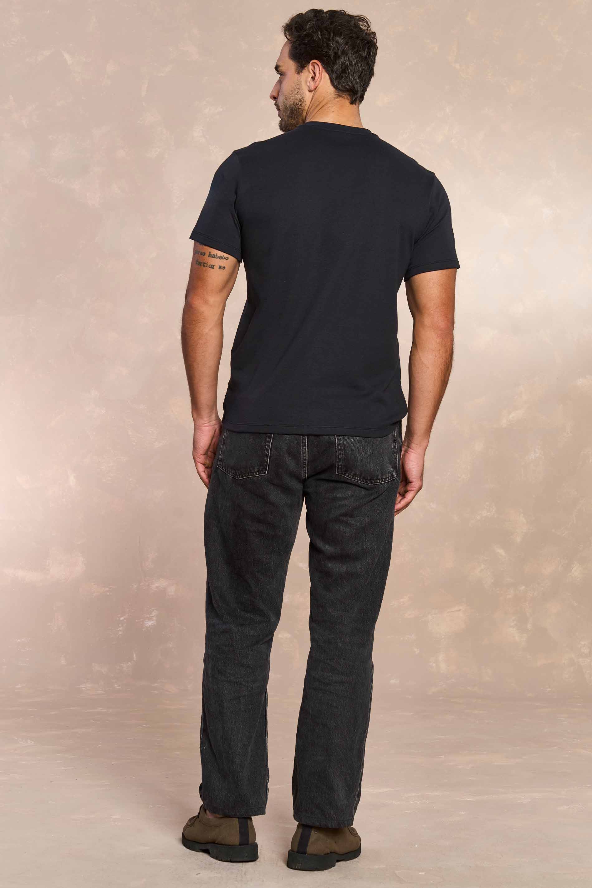 T-shirt Masculina em Malha Suedine Premium