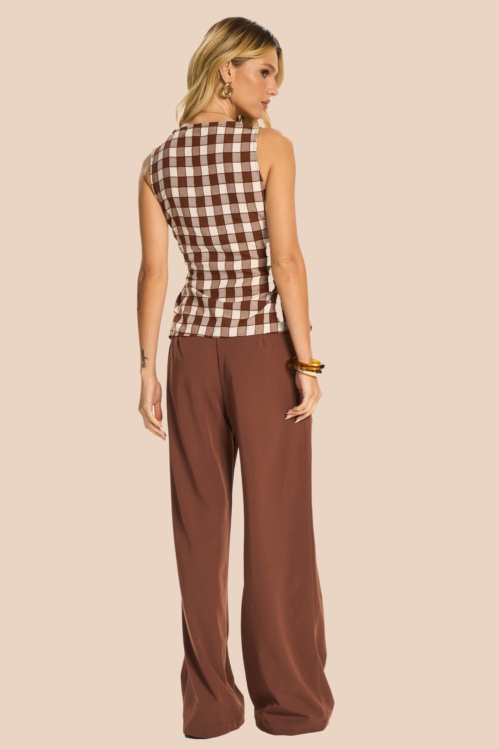 Calça Pantalona em Sarja Alfaiataria Miragem - Doce Trama