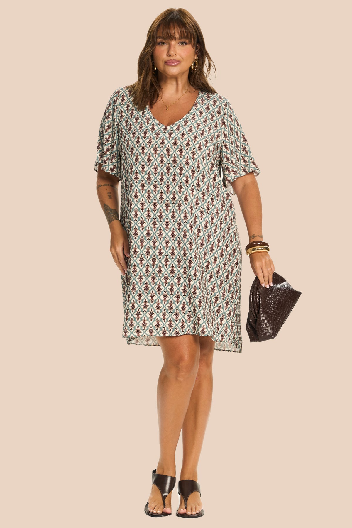 Vestido Curto Evasê em Viscose Miragem - Doce Trama