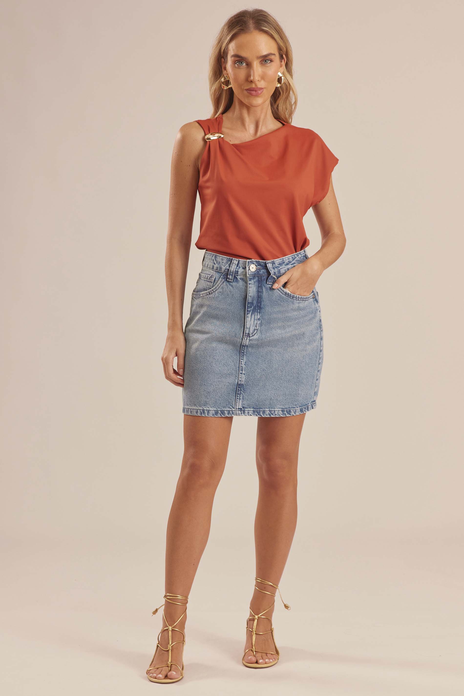 Saia Curta Reta Jeans Miragem - Doce Trama