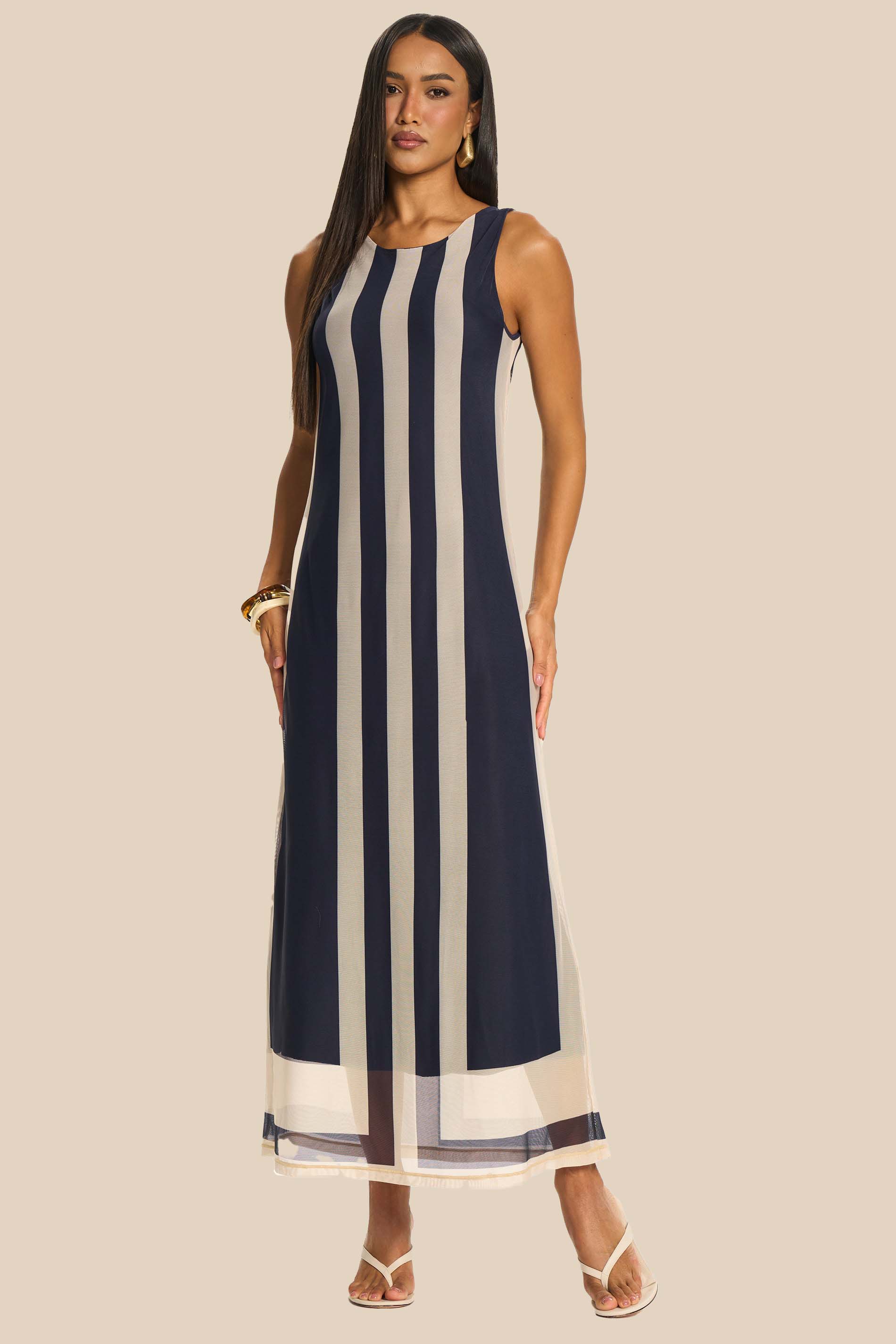 Vestido Longo Reto em Tule Estampado Duna - Doce Trama