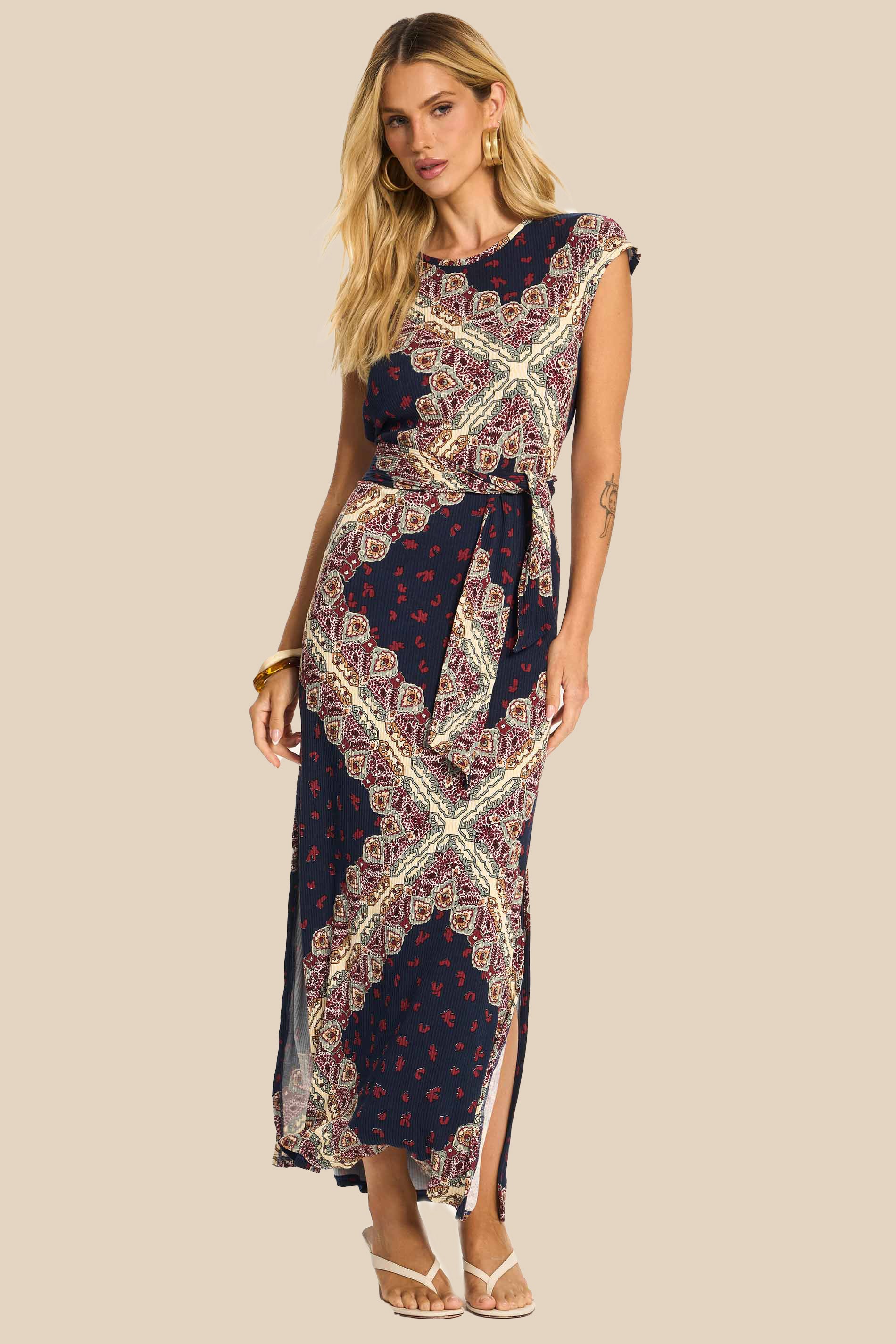Vestido Midi Evasê com Cinto Embutido Mosaico - Doce Trama