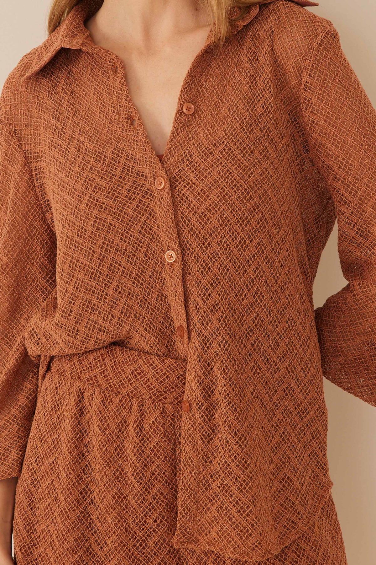 Camisa Feminina Manga 7/8 Tela Crochê Resort - Doce Trama