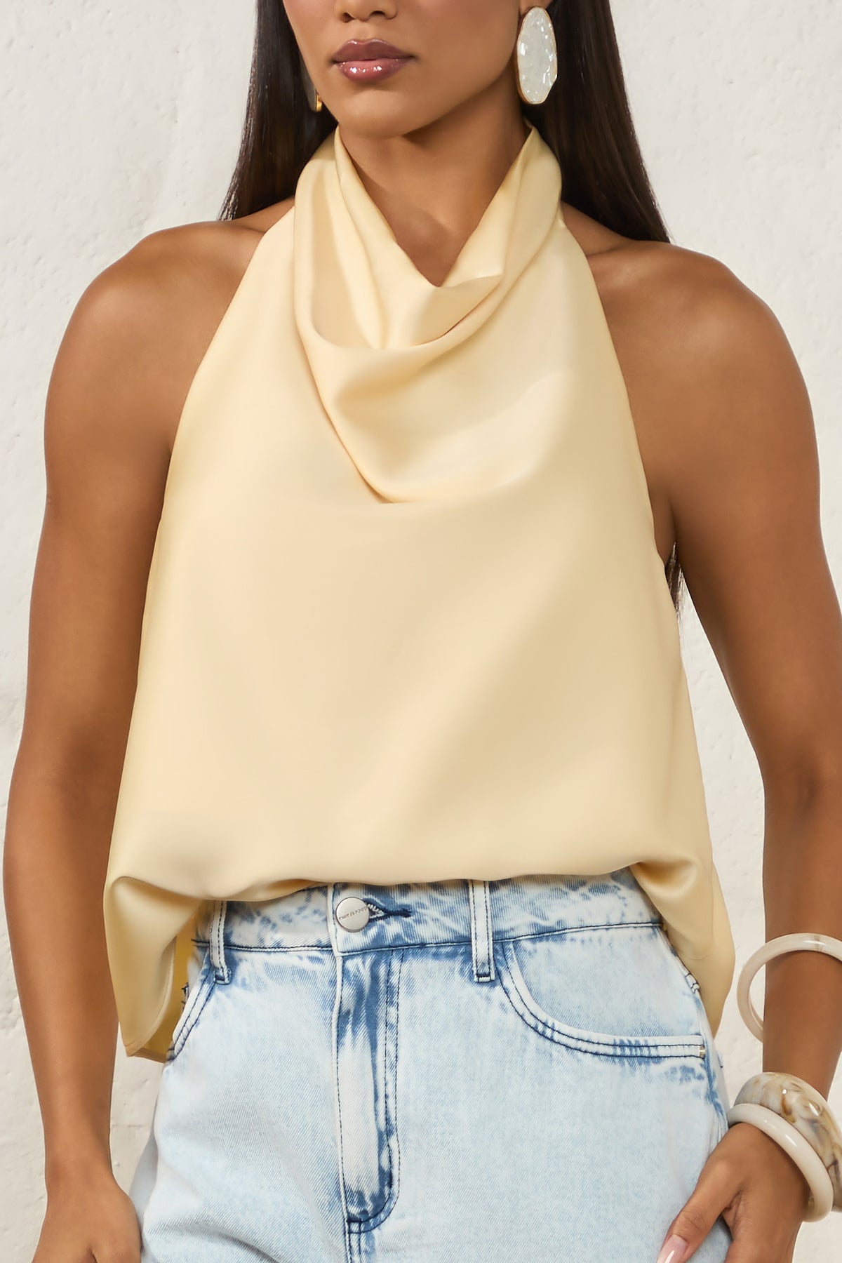 Blusa em Cetim com Decote Degagê Resort - Doce Trama
