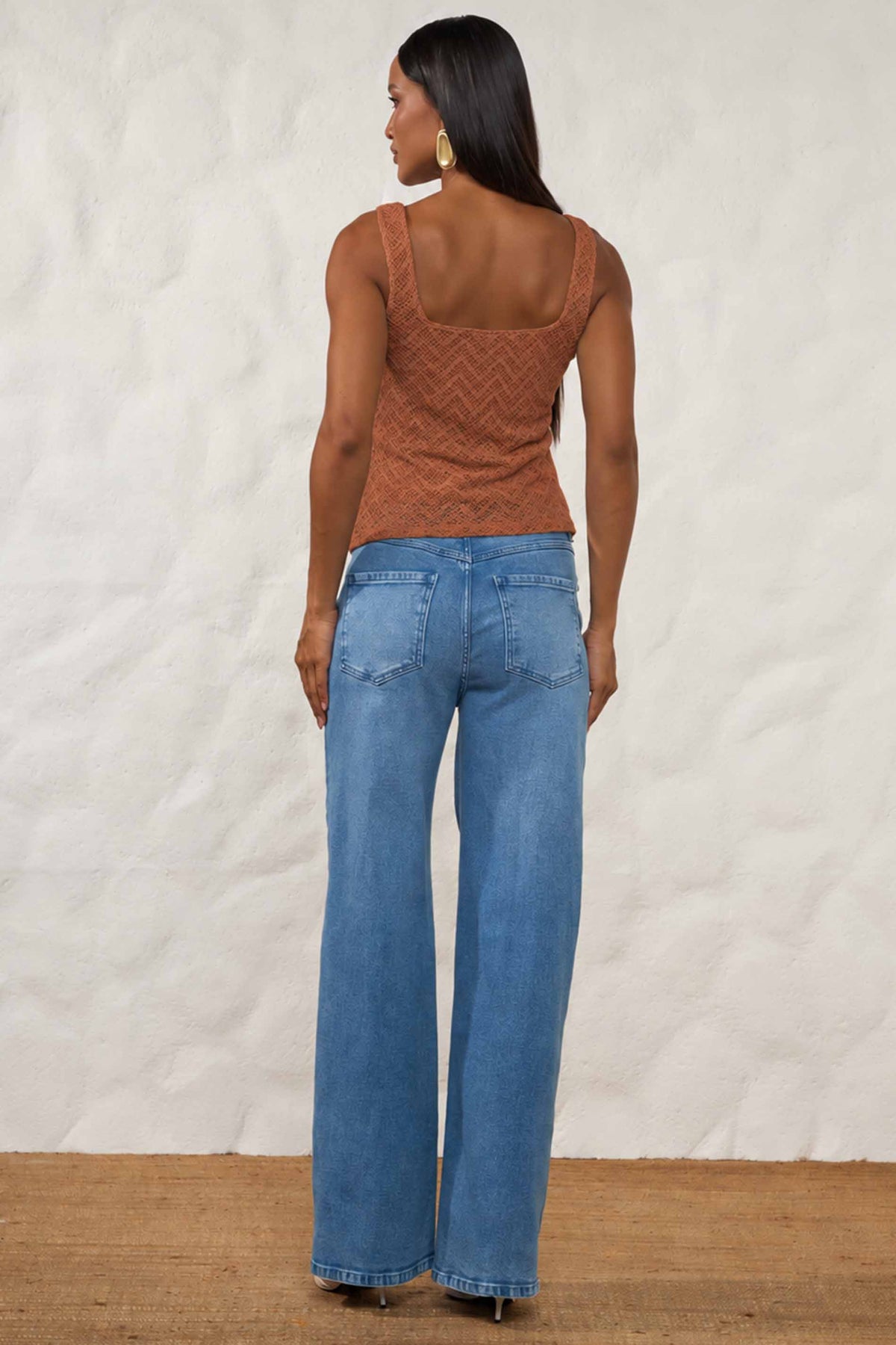 Blusa Feminina Reta Tela Crochê Forrada Resort - Doce Trama