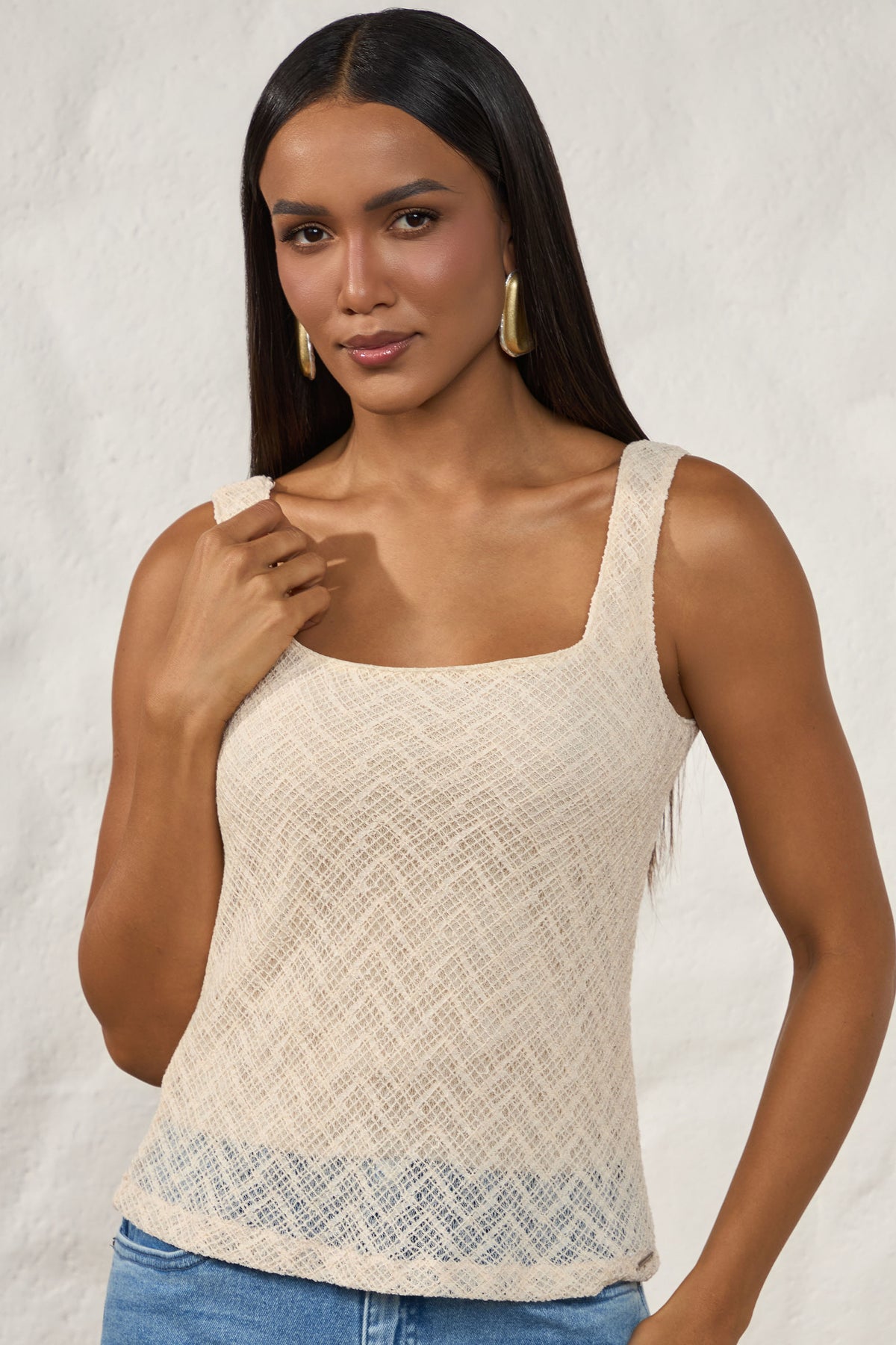 Blusa Feminina Reta Tela Crochê Forrada Resort - Doce Trama