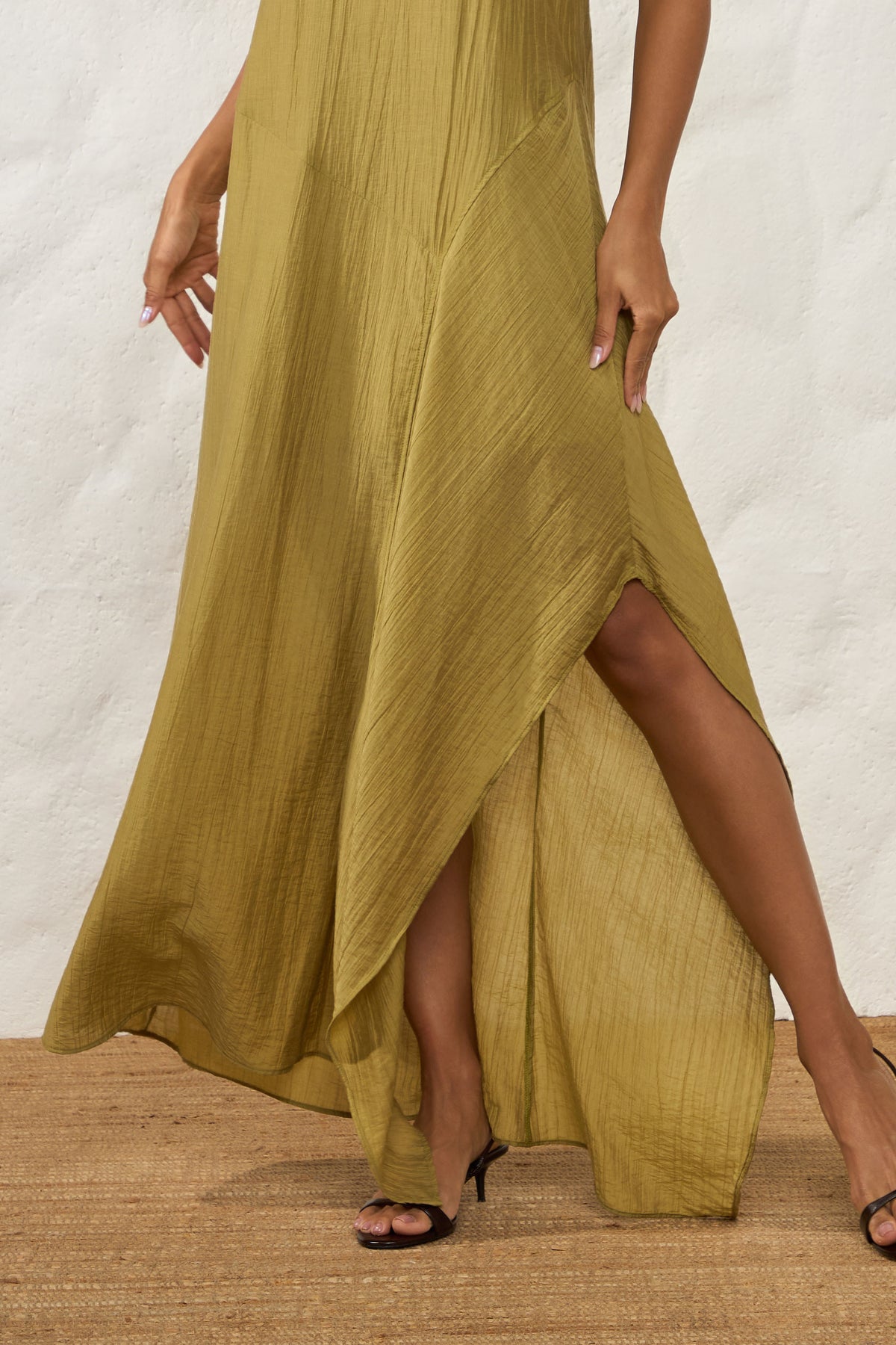 Vestido Longo de Alça Evasê Texturizado Resort - Doce Trama