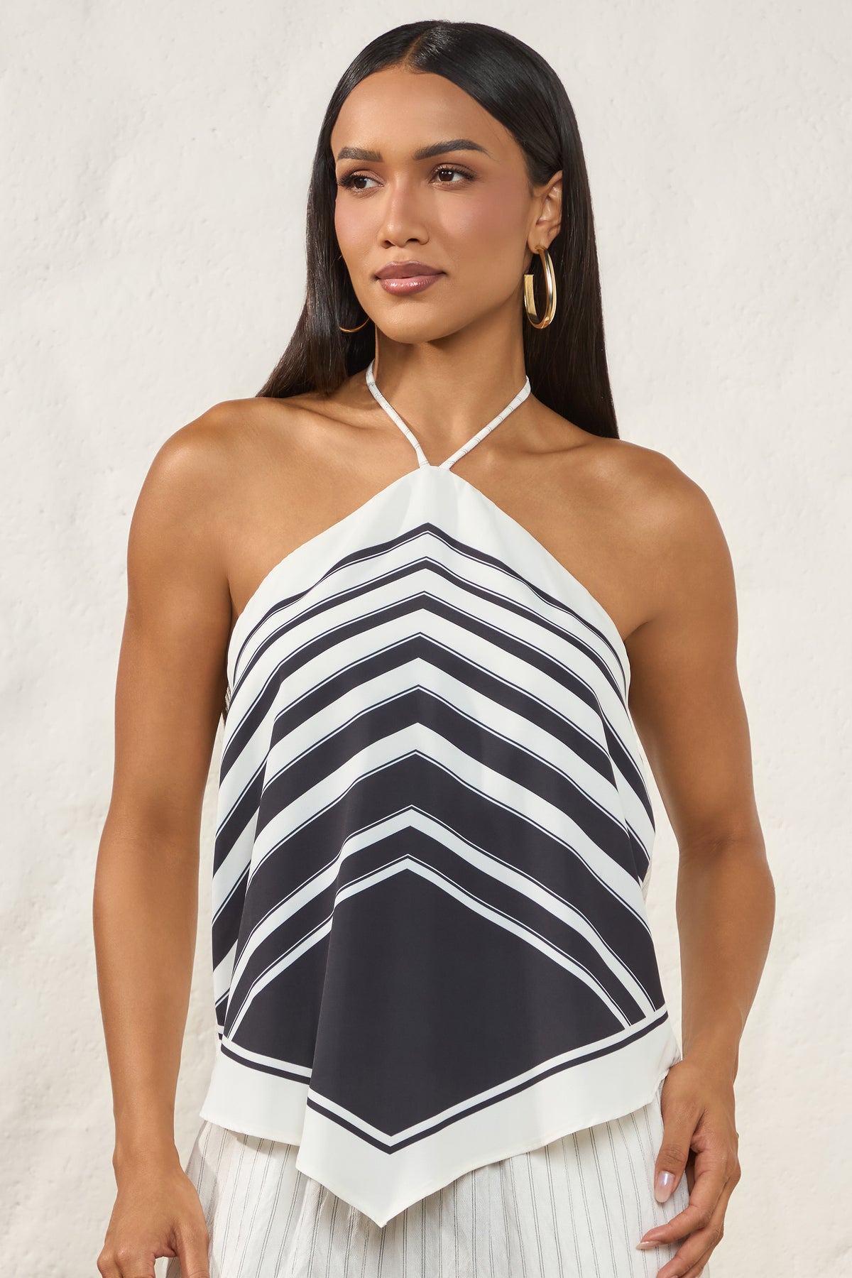 Blusa de Alça Decote Halter Assimétrica Resort - Doce Trama
