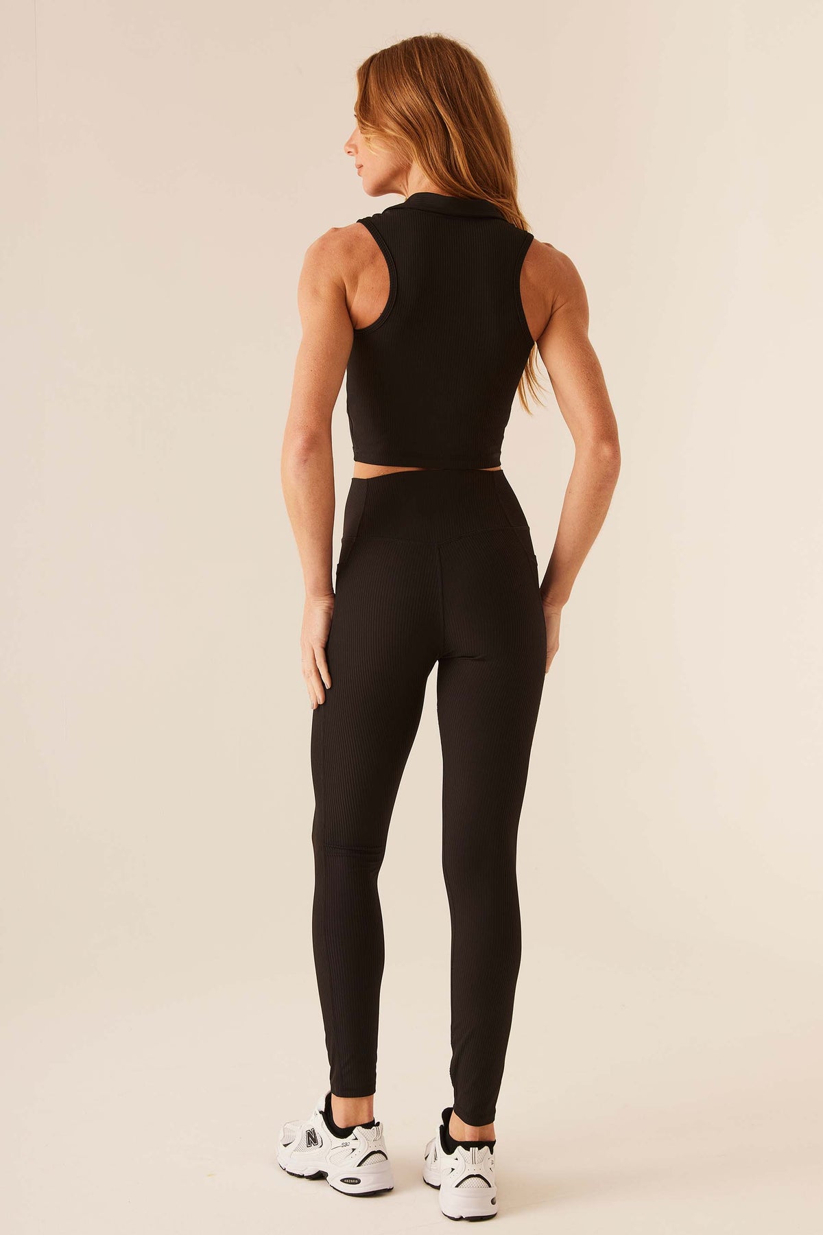 Blusa Cropped Feminina Canelada Gola V Flow - Doce Trama