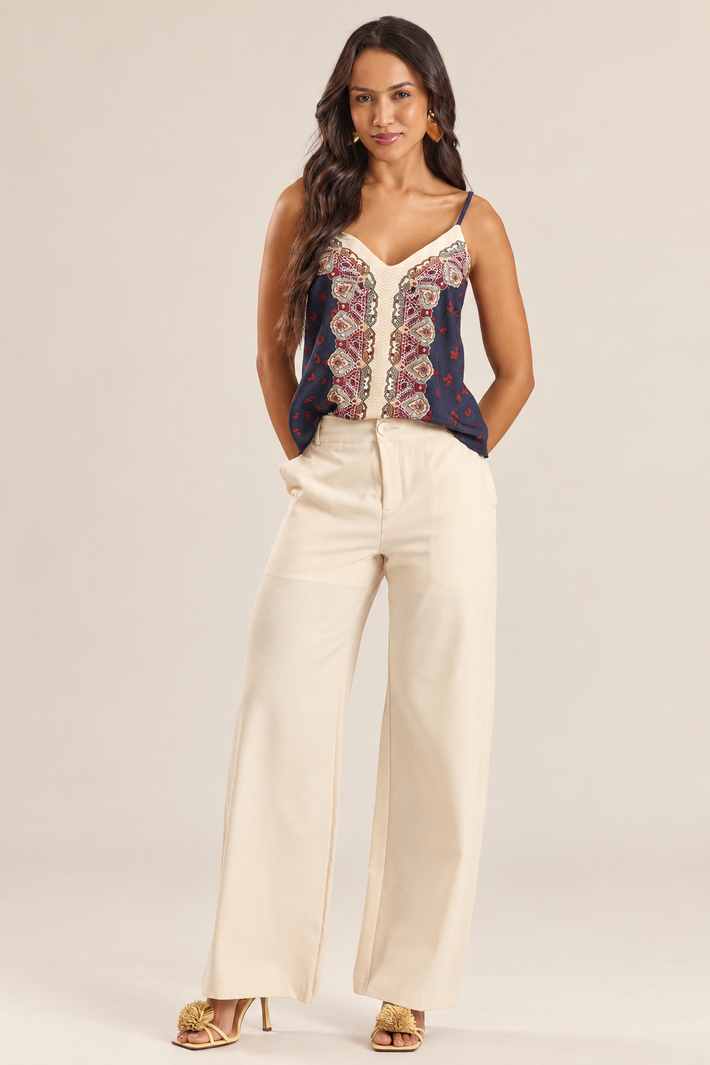 Calça Pantalona em Sarja Alfaiataria Miragem - Doce Trama