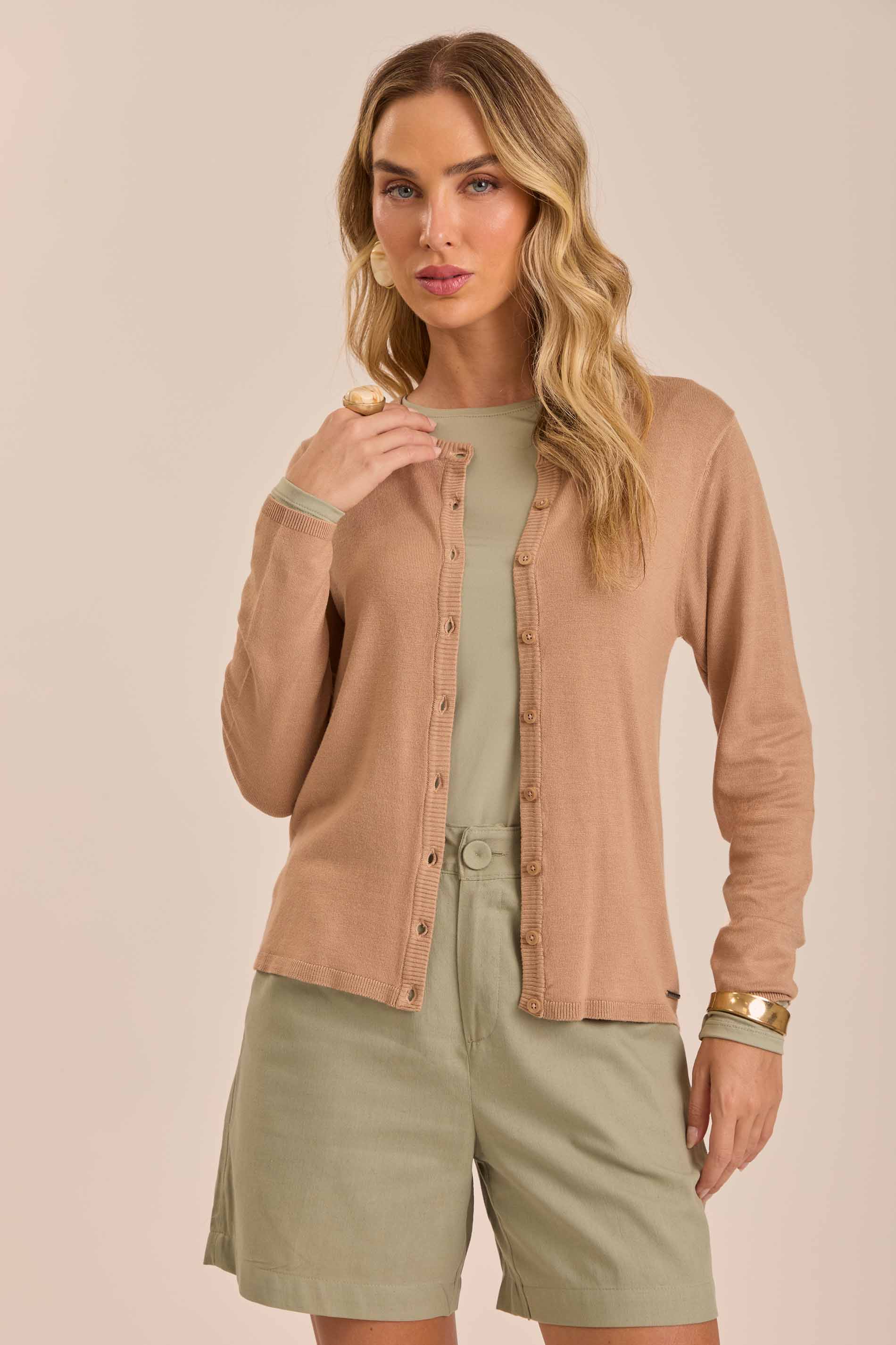 Cardigan Retrô Glam em Tricot