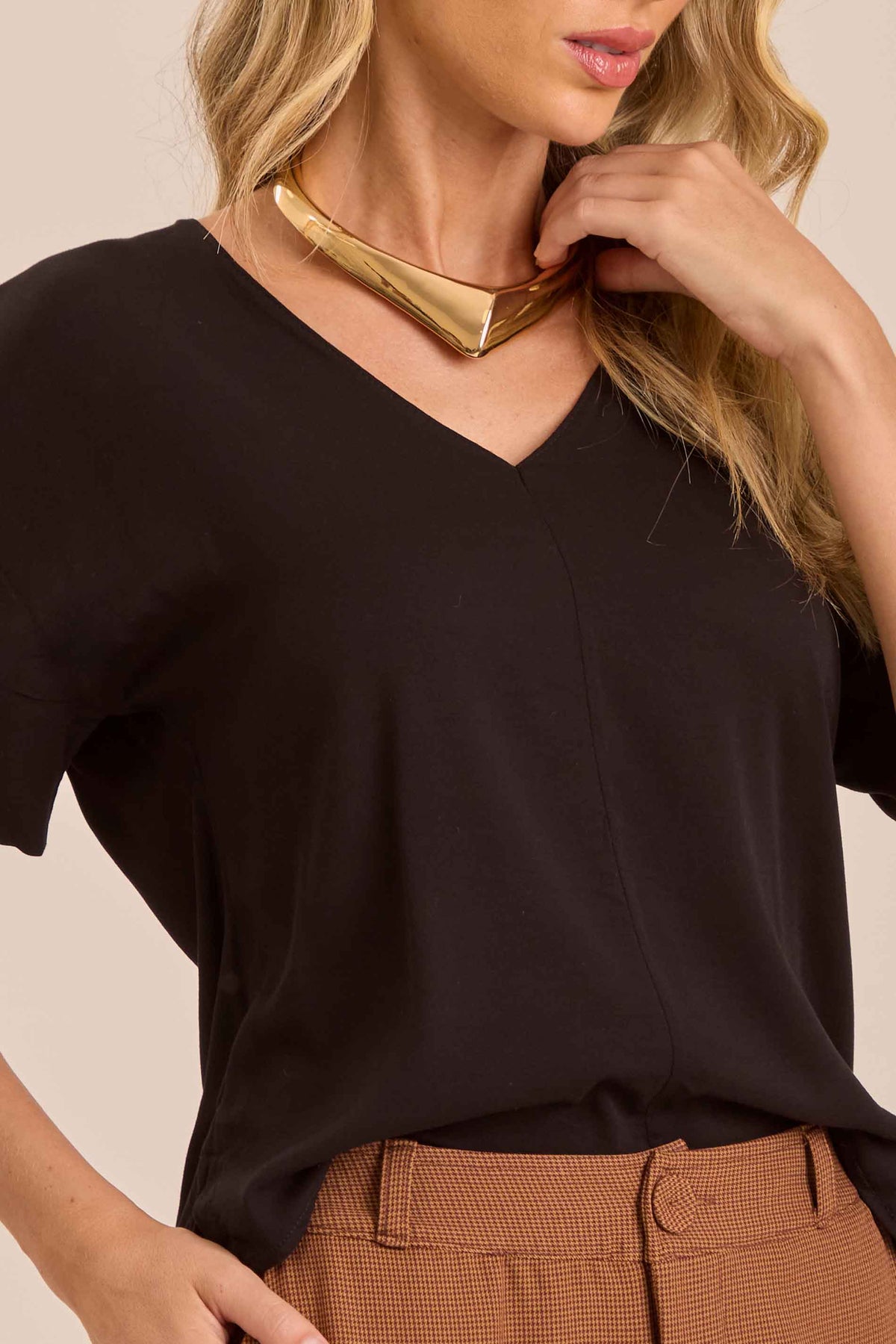 Blusa Soft Garden com Decote V