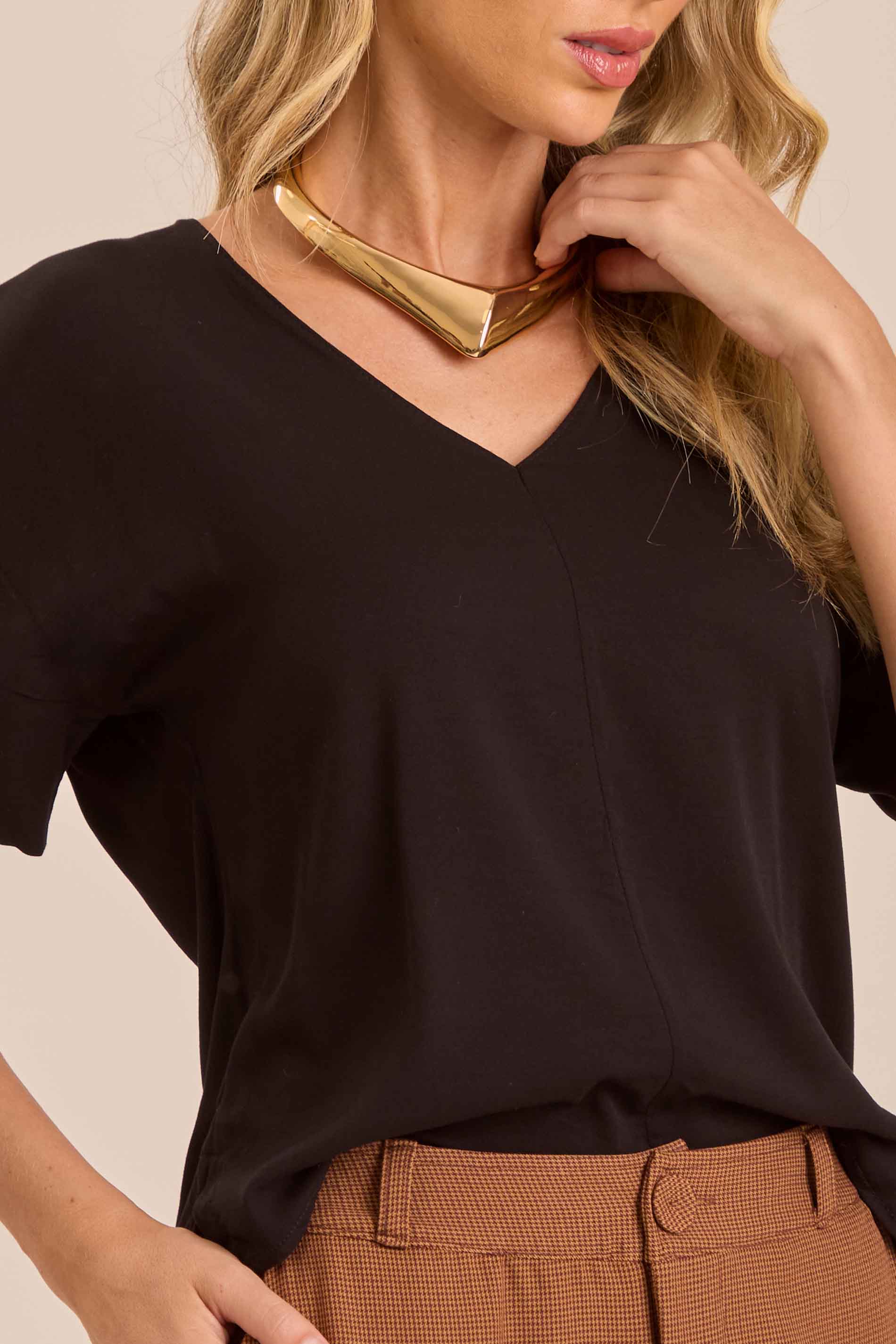 Blusa Soft Garden com Decote V