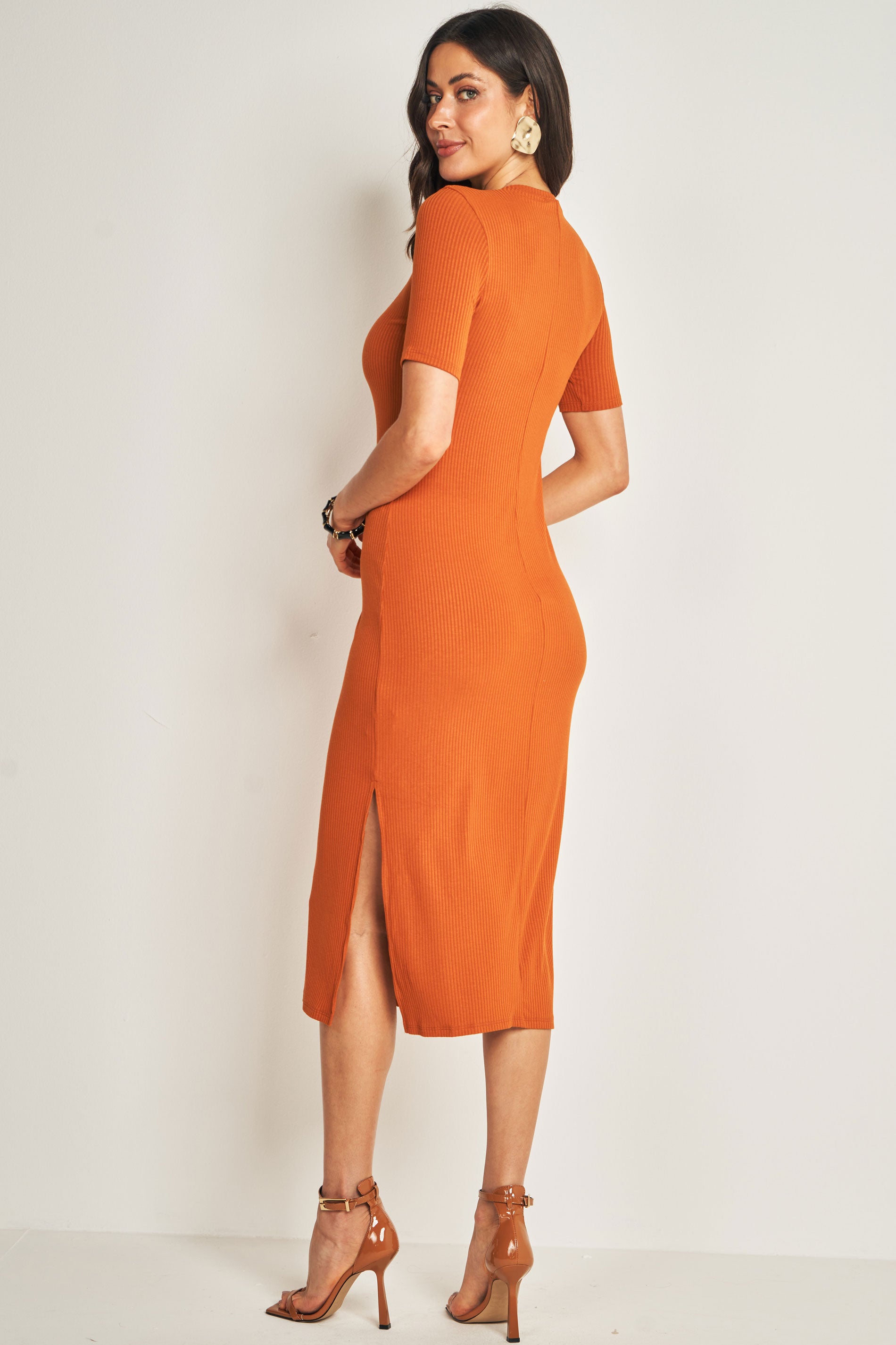 Vestido Midi de Manga Curta em Ribana