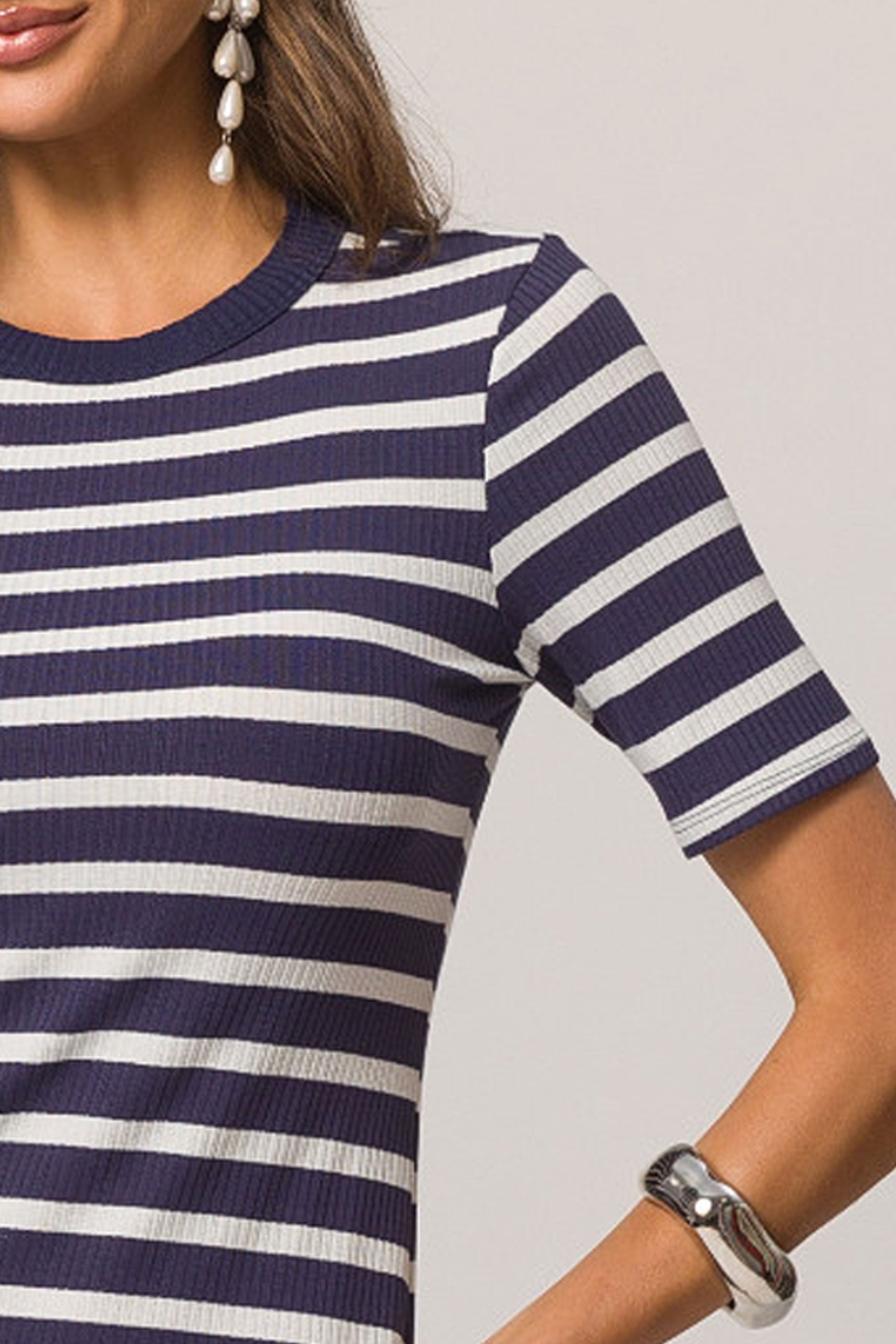 Vestido Curto Urban Desire em Ribana