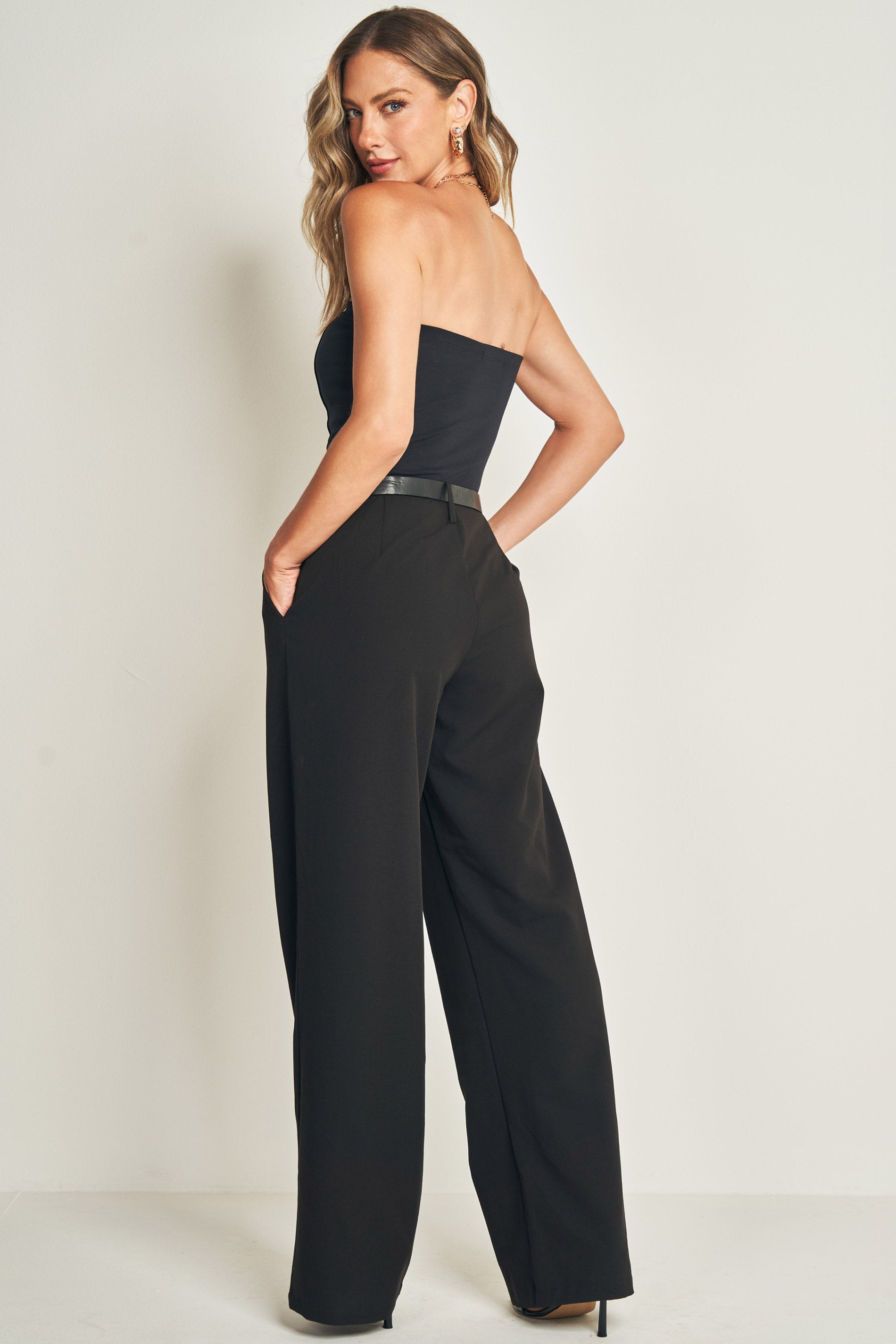 Calça Alfaiataria com Cinto Embutido