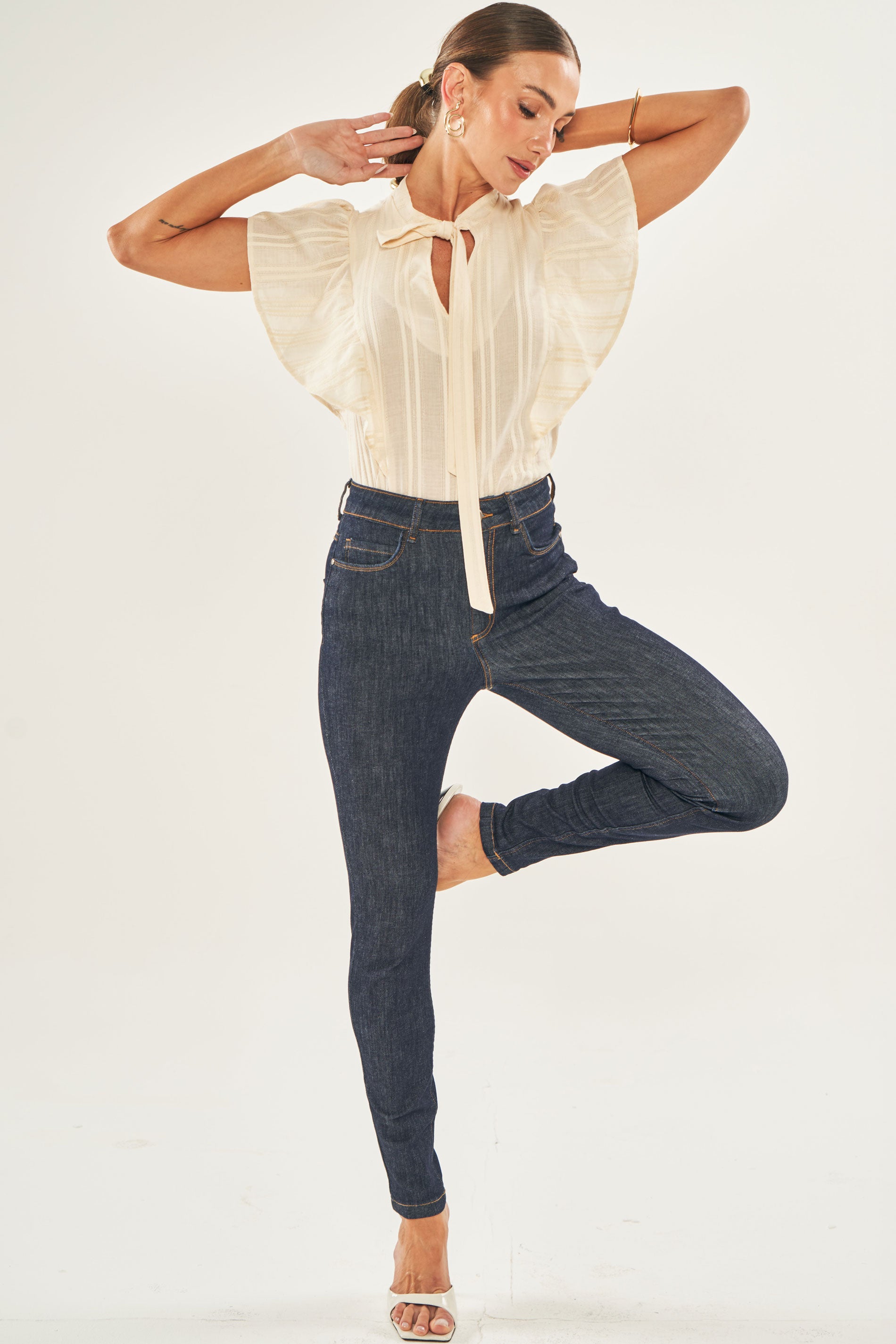 Calça Flora em Jeans com Elastano