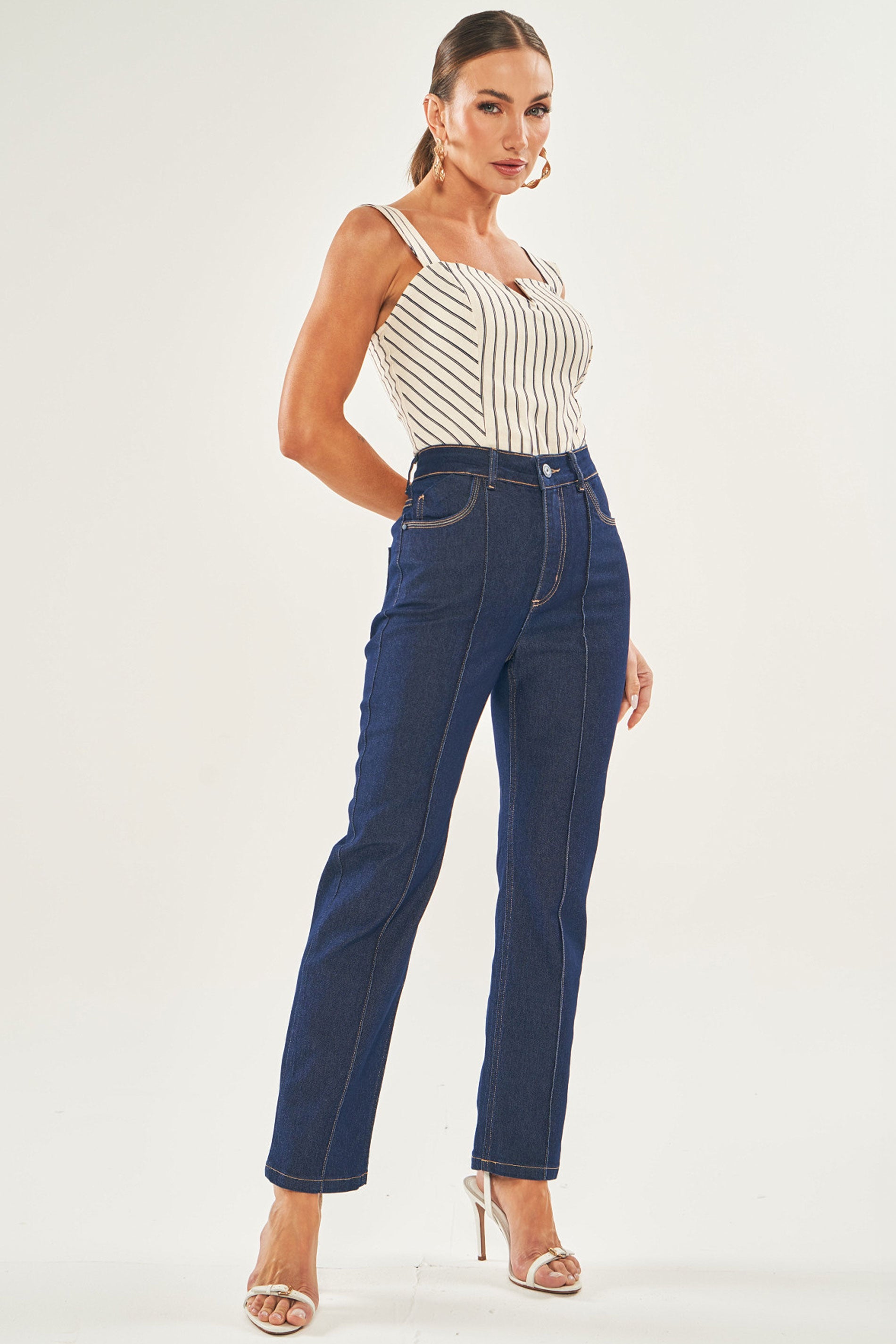 Calça Amarilis em Jeans com Elastano