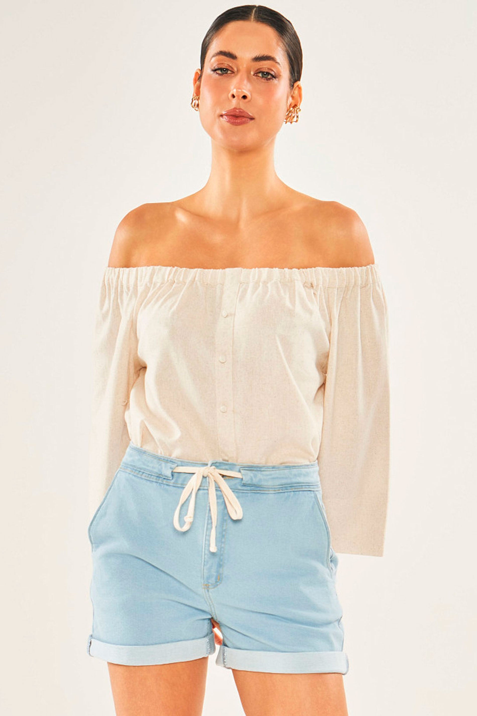 Bermuda jeans boyfriend com amarração