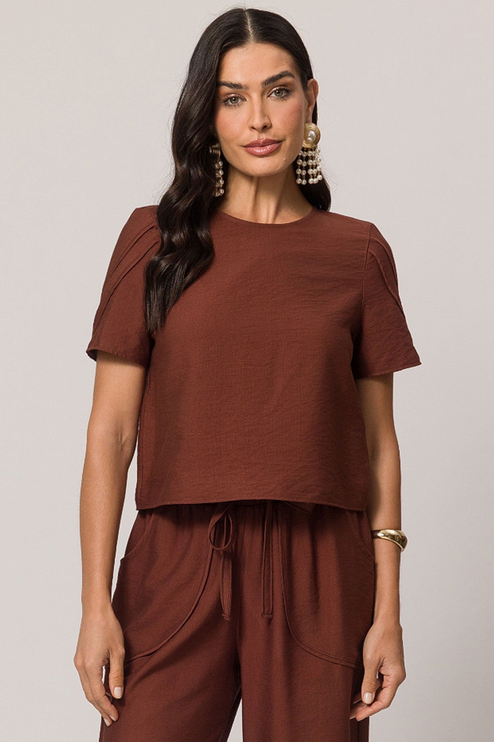 Blusa em viscoflow com manga curta