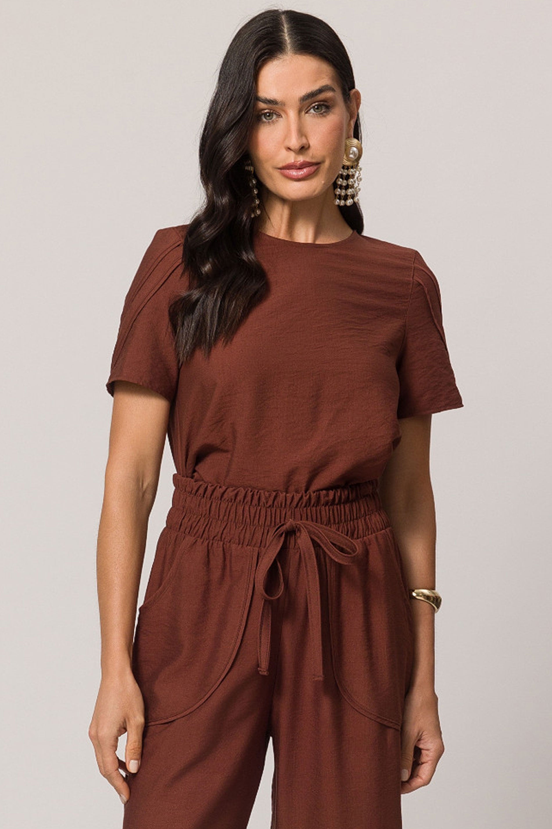 Calça viscoflow com cintura alta