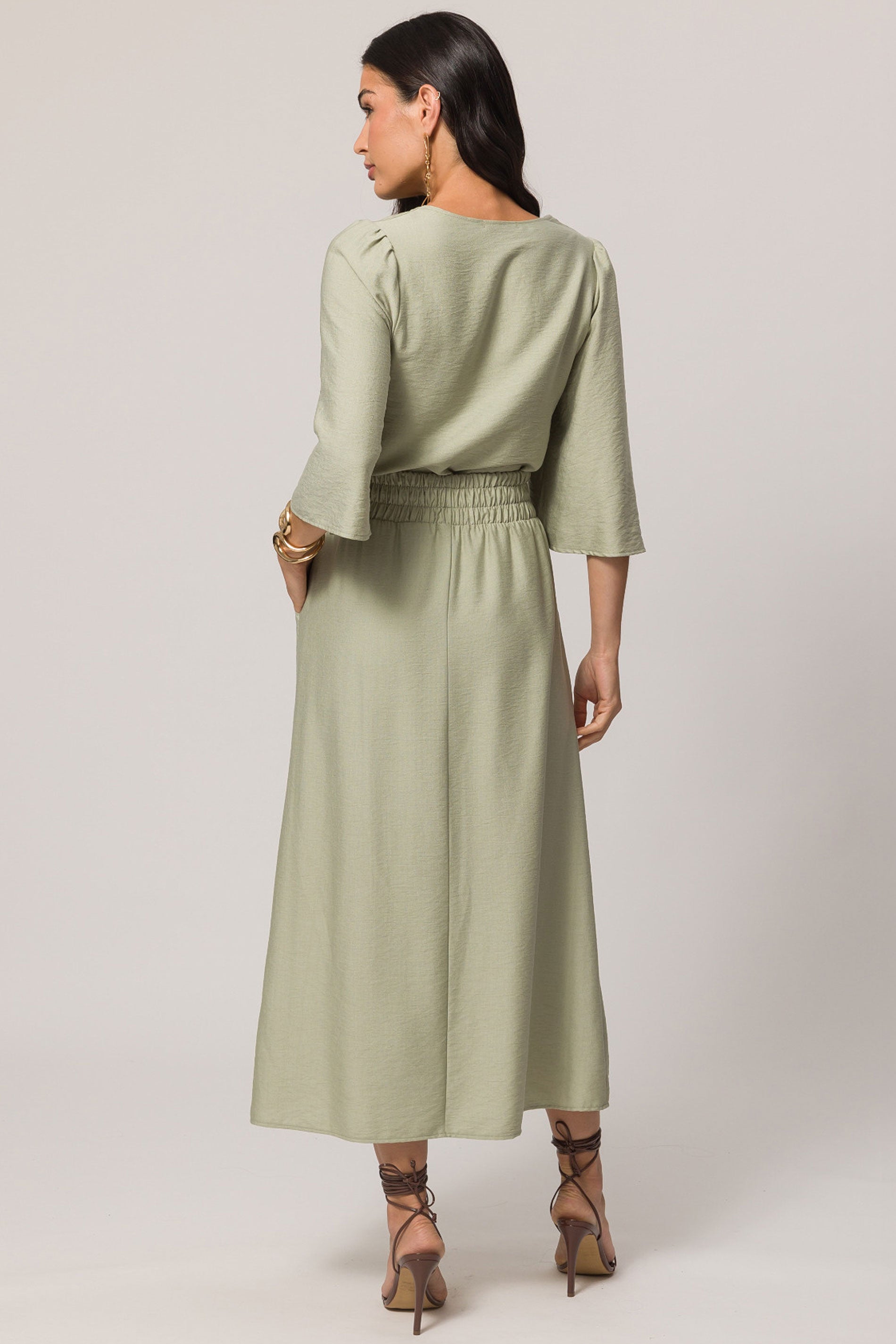 Saia midi com elástico em viscoflow