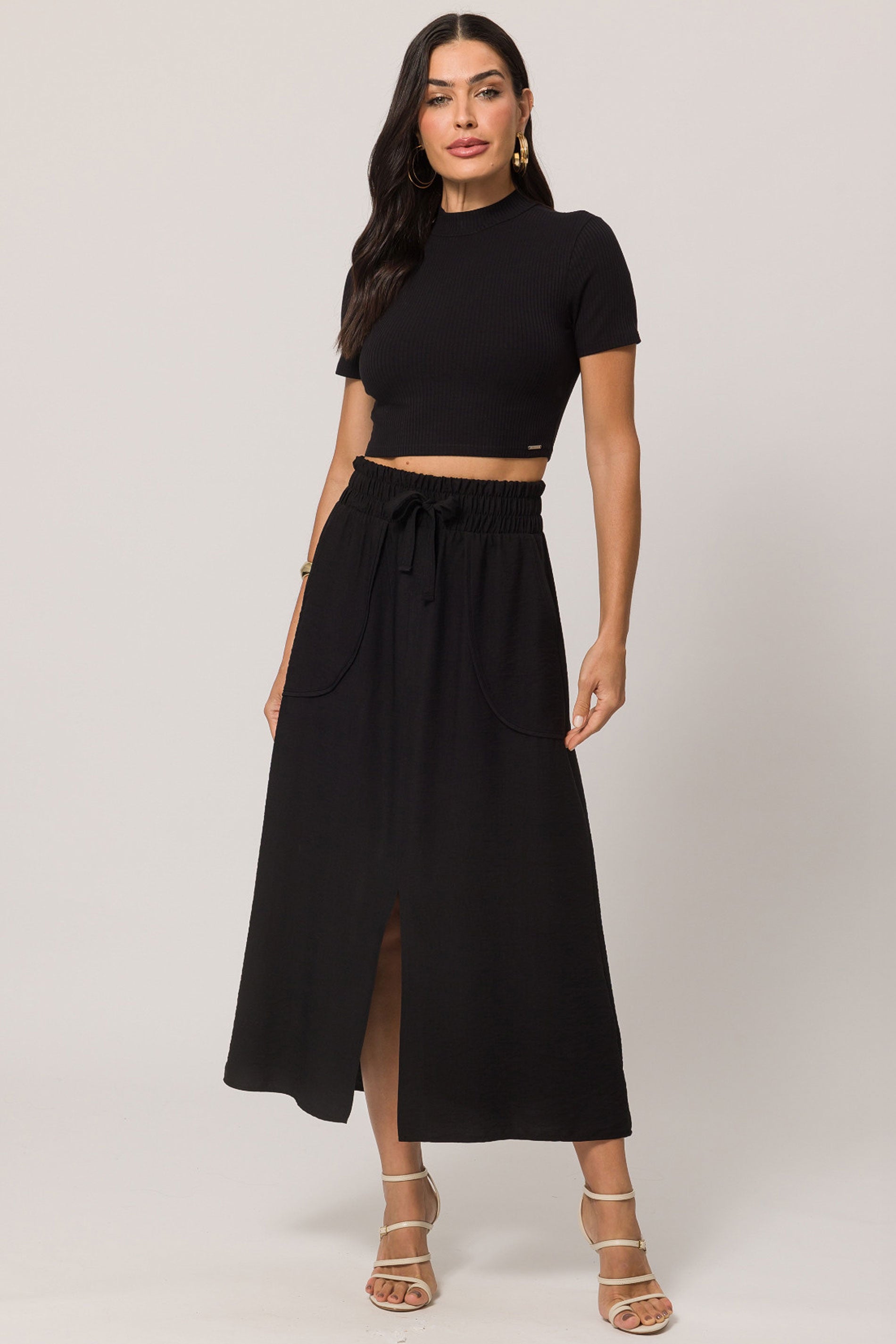 Saia midi com elástico em viscoflow