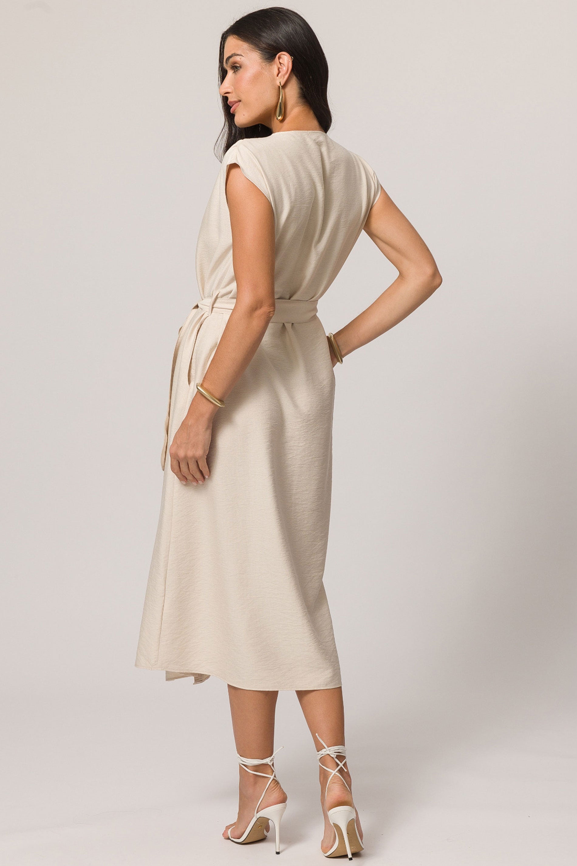 Vestido midi com amarração em viscoflow