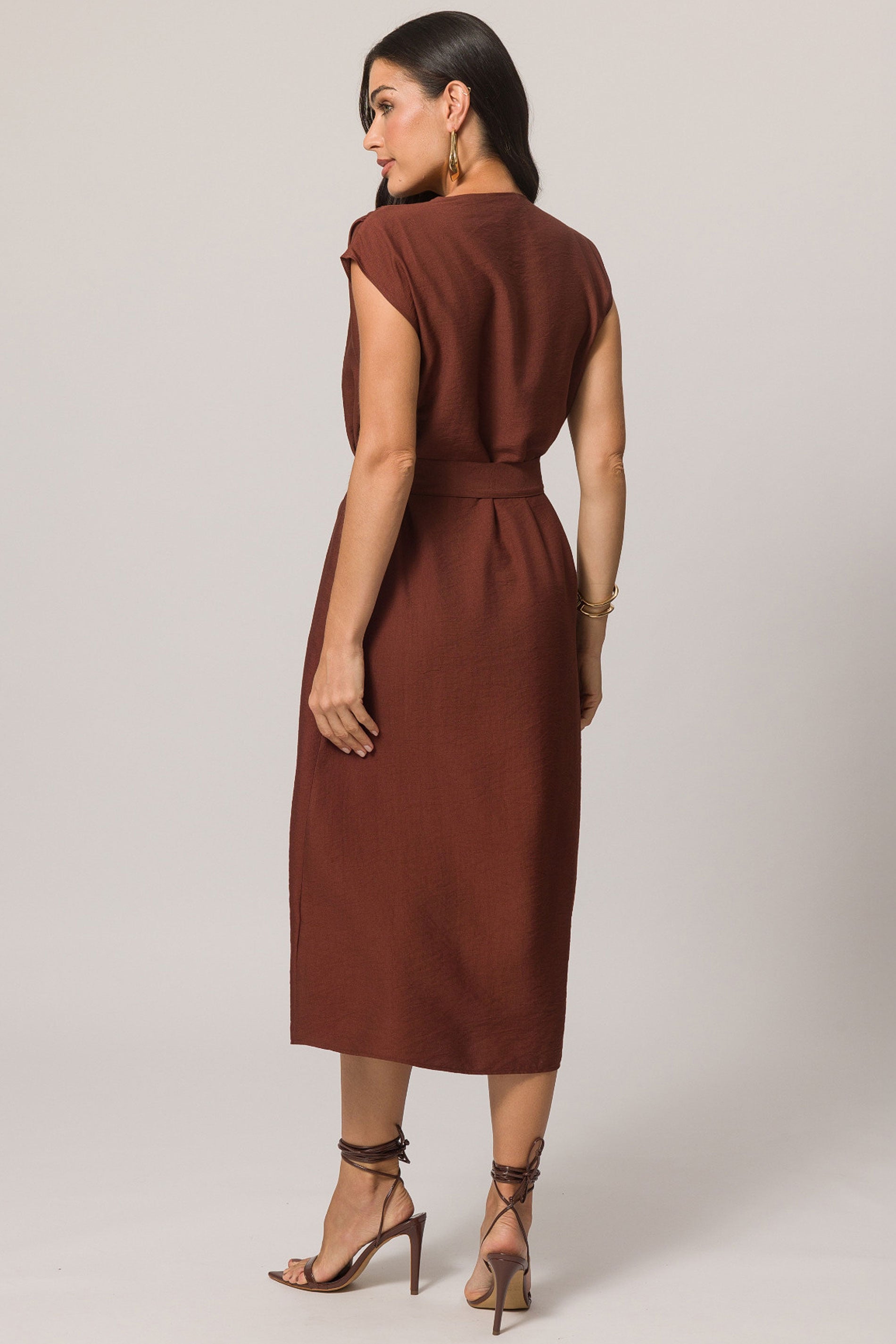 Vestido midi com amarração em viscoflow