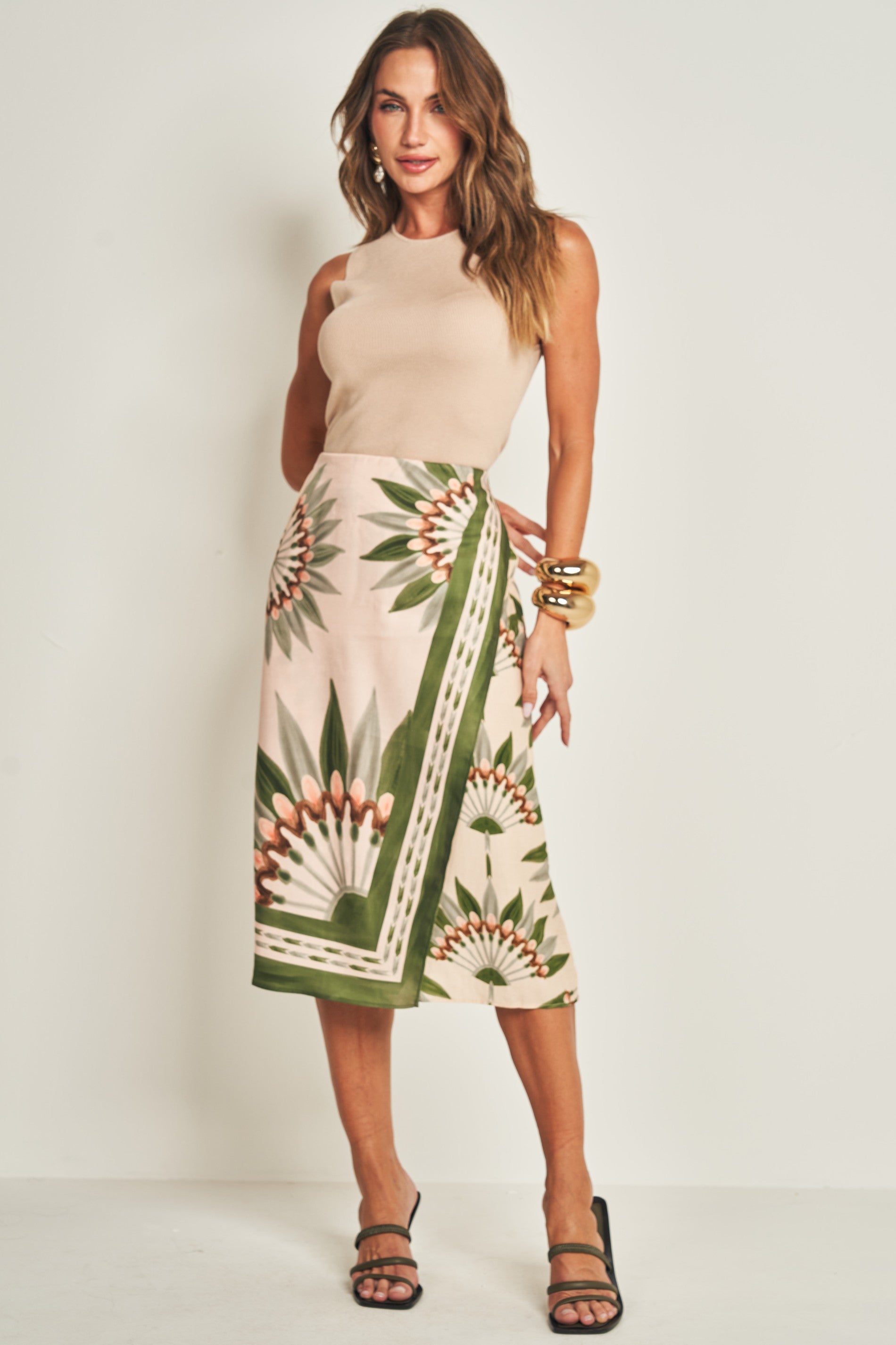 Saia midi de viscose e sarja com estampa elegante