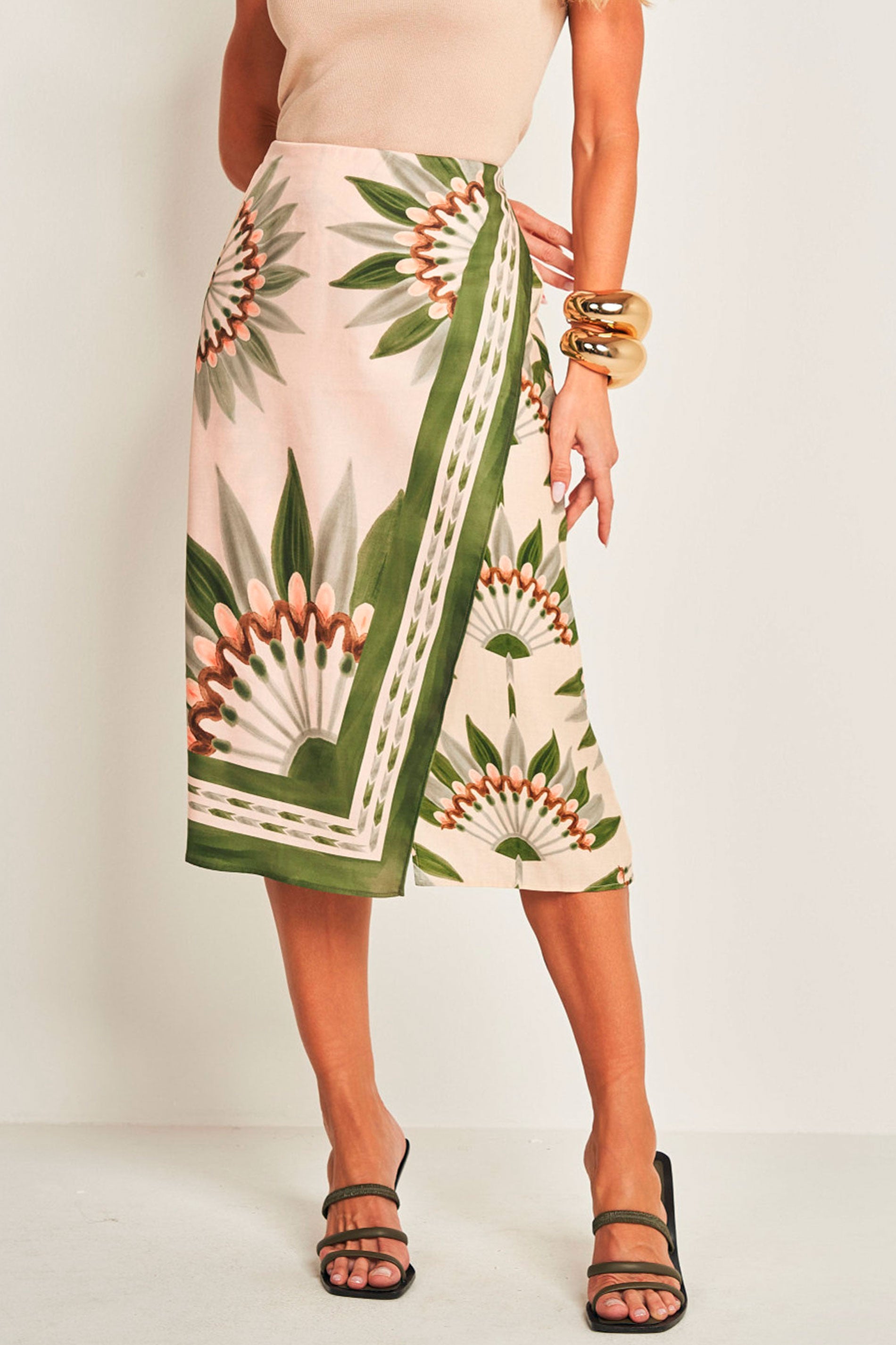 Saia midi de viscose e sarja com estampa elegante