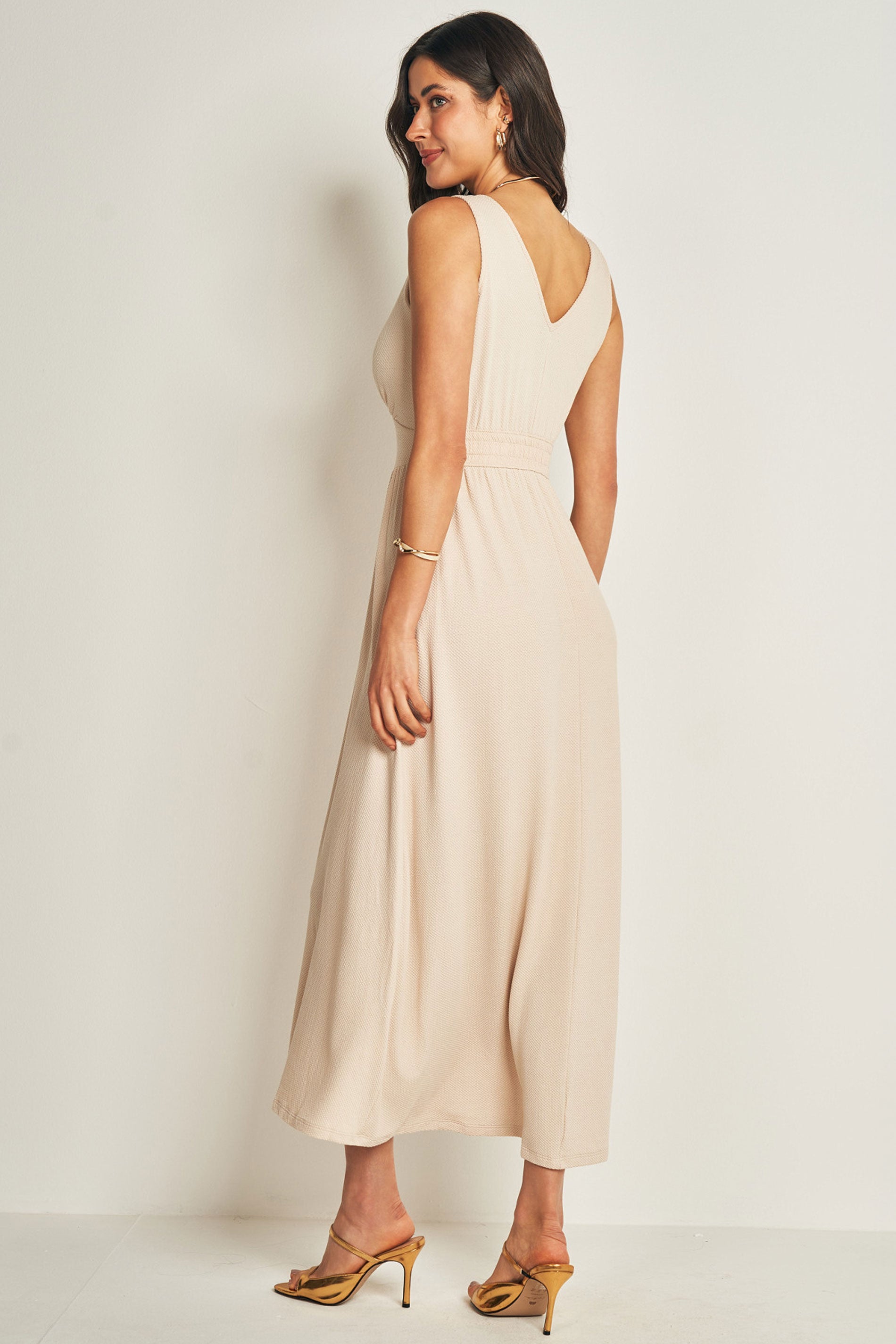 Vestido longo sem manga em malha New Favo