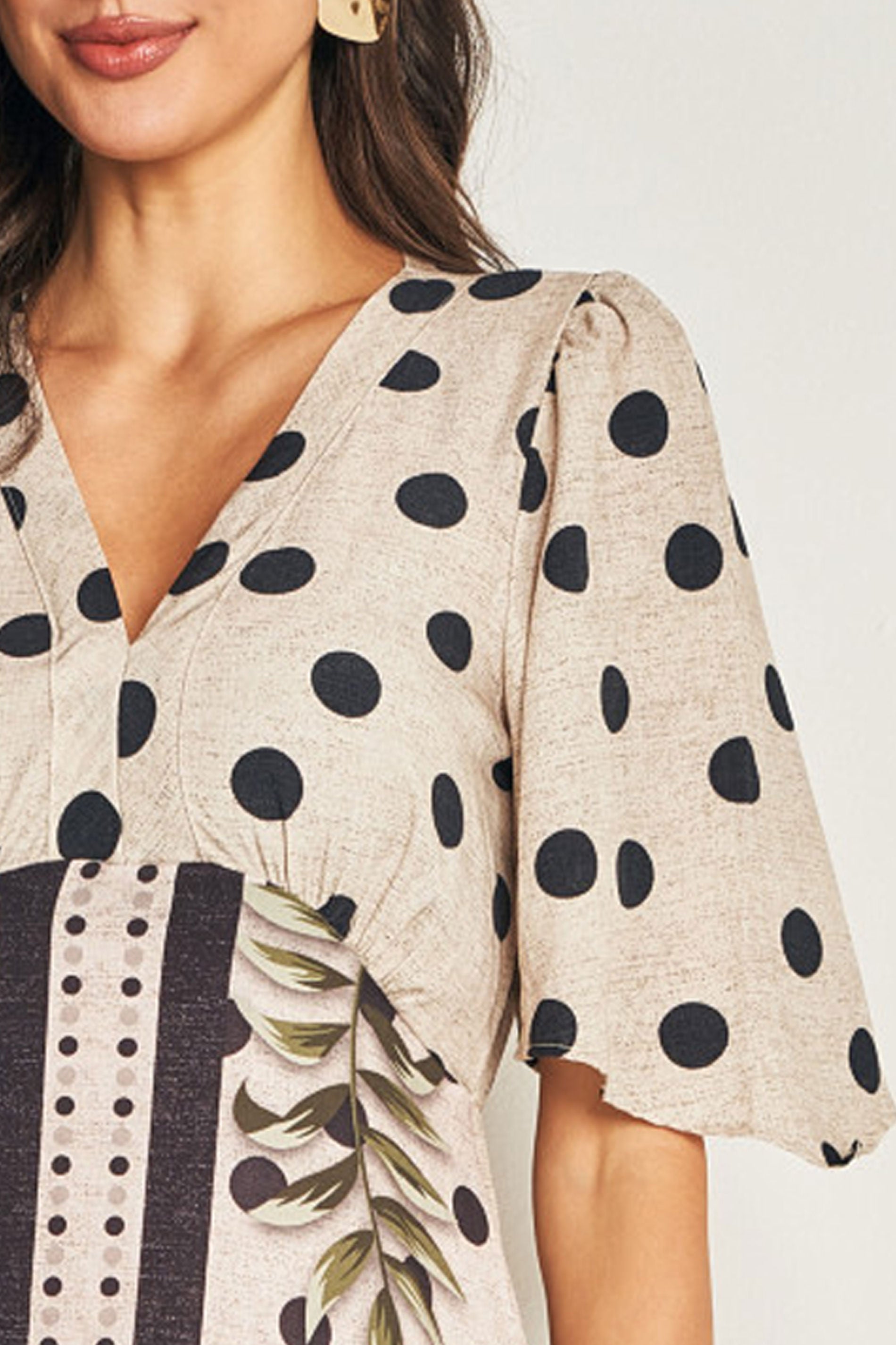 Vestido longo de manga curta em viscose e sarja