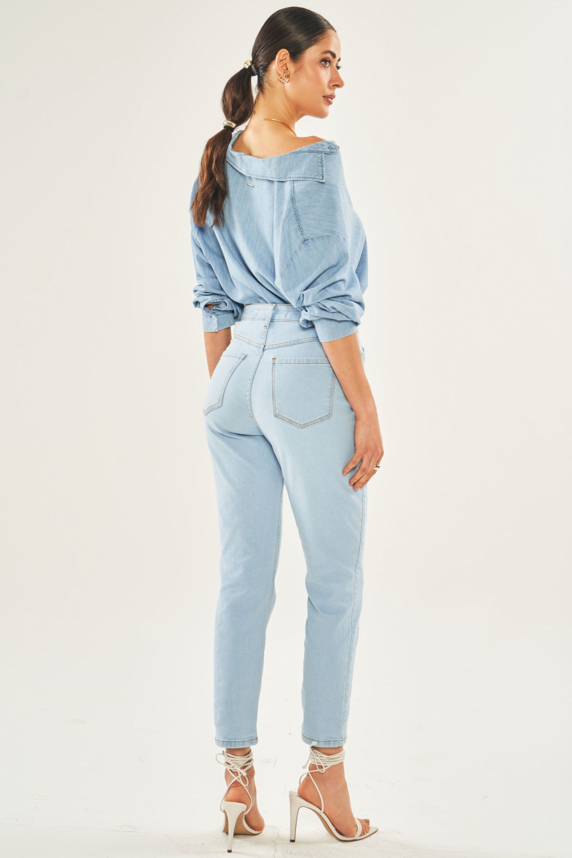 Calça Lavanda em Jeans com Elastano