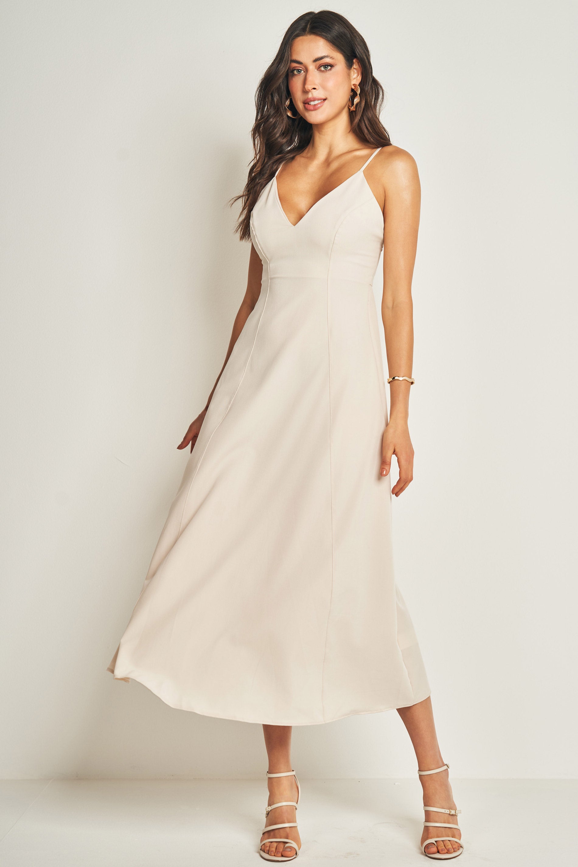 Vestido midi de alça em sarja alfaiataria