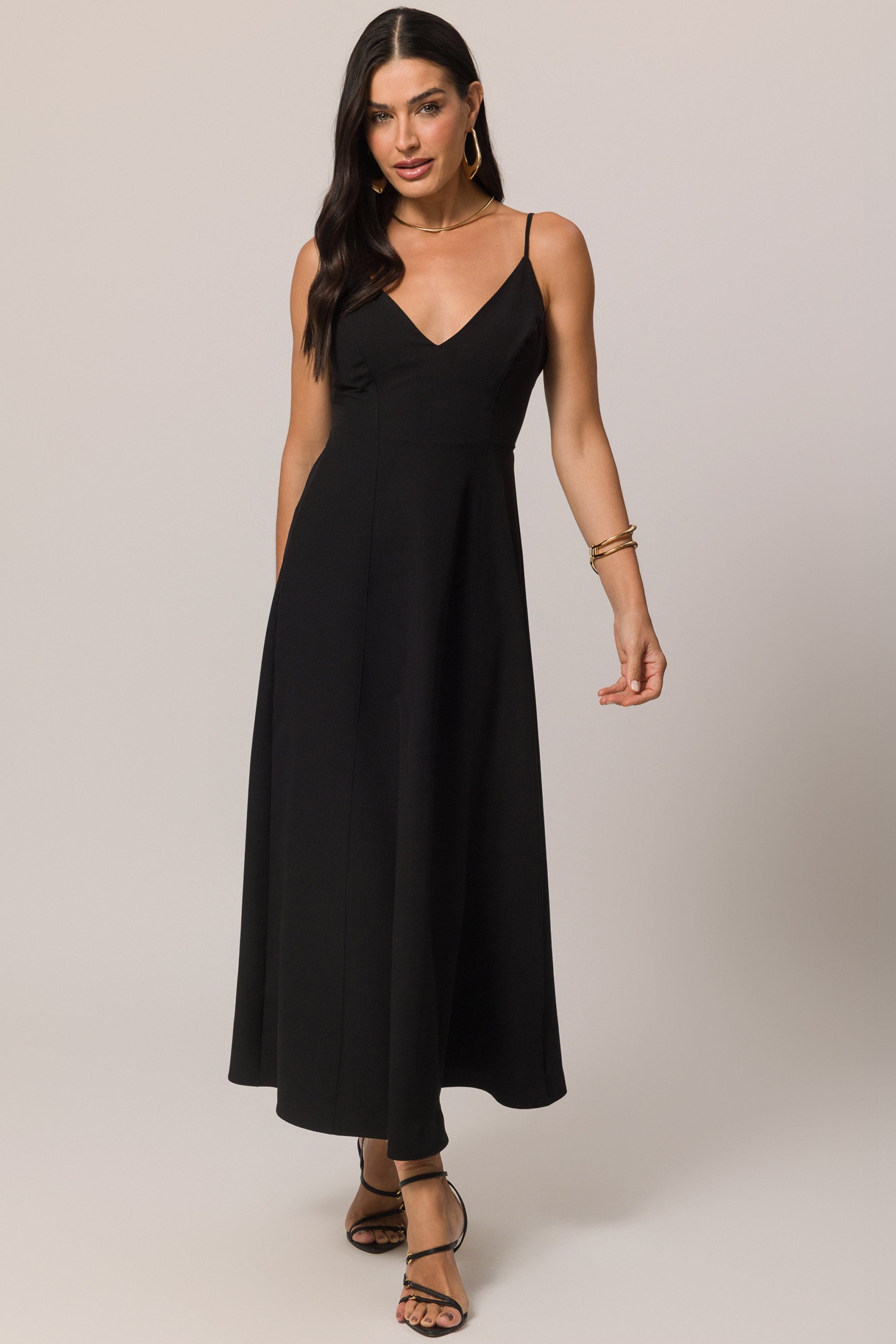 Vestido midi de alça em sarja alfaiataria