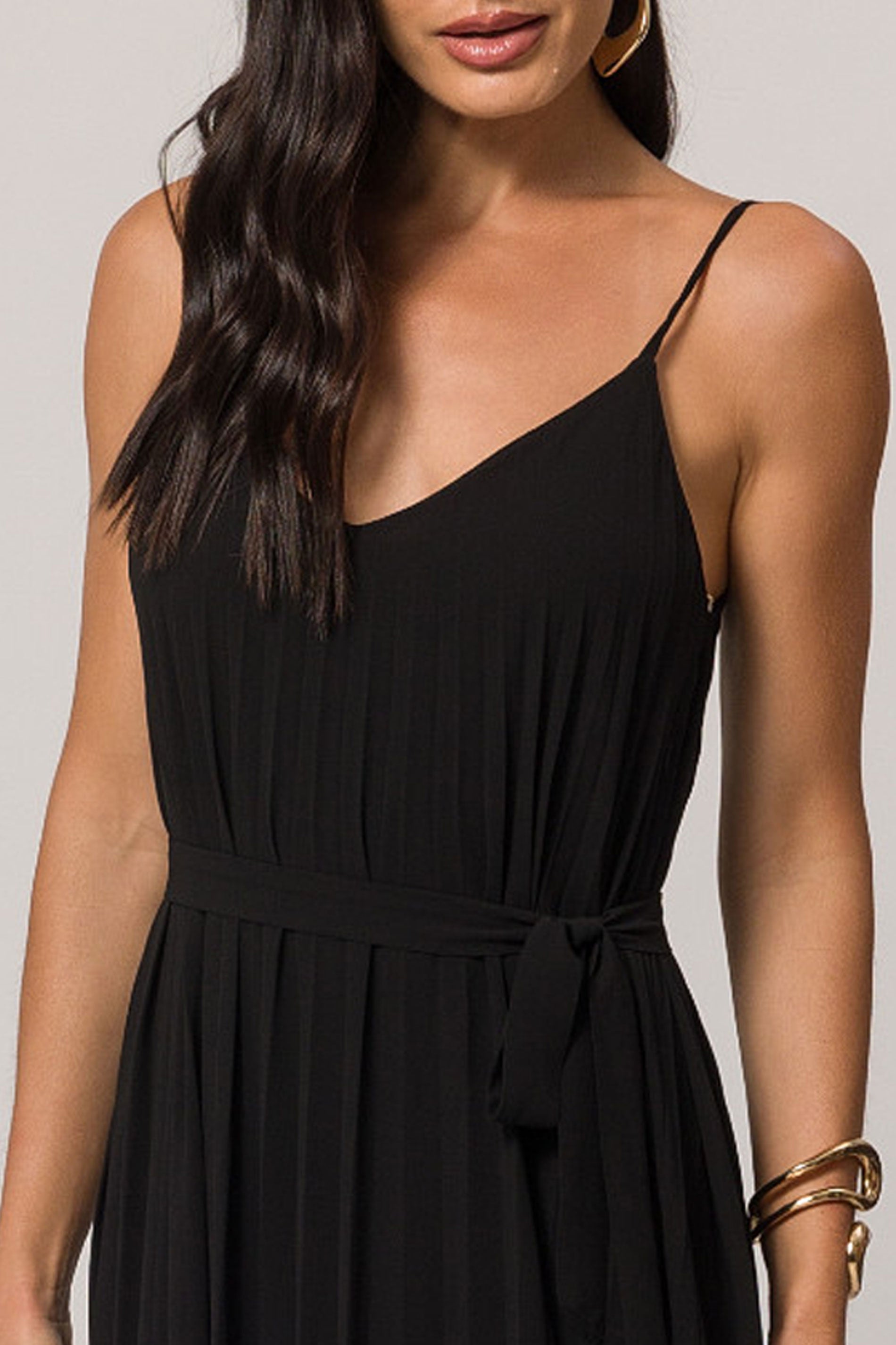 Vestido longo de alça em chiffon soft com decote V