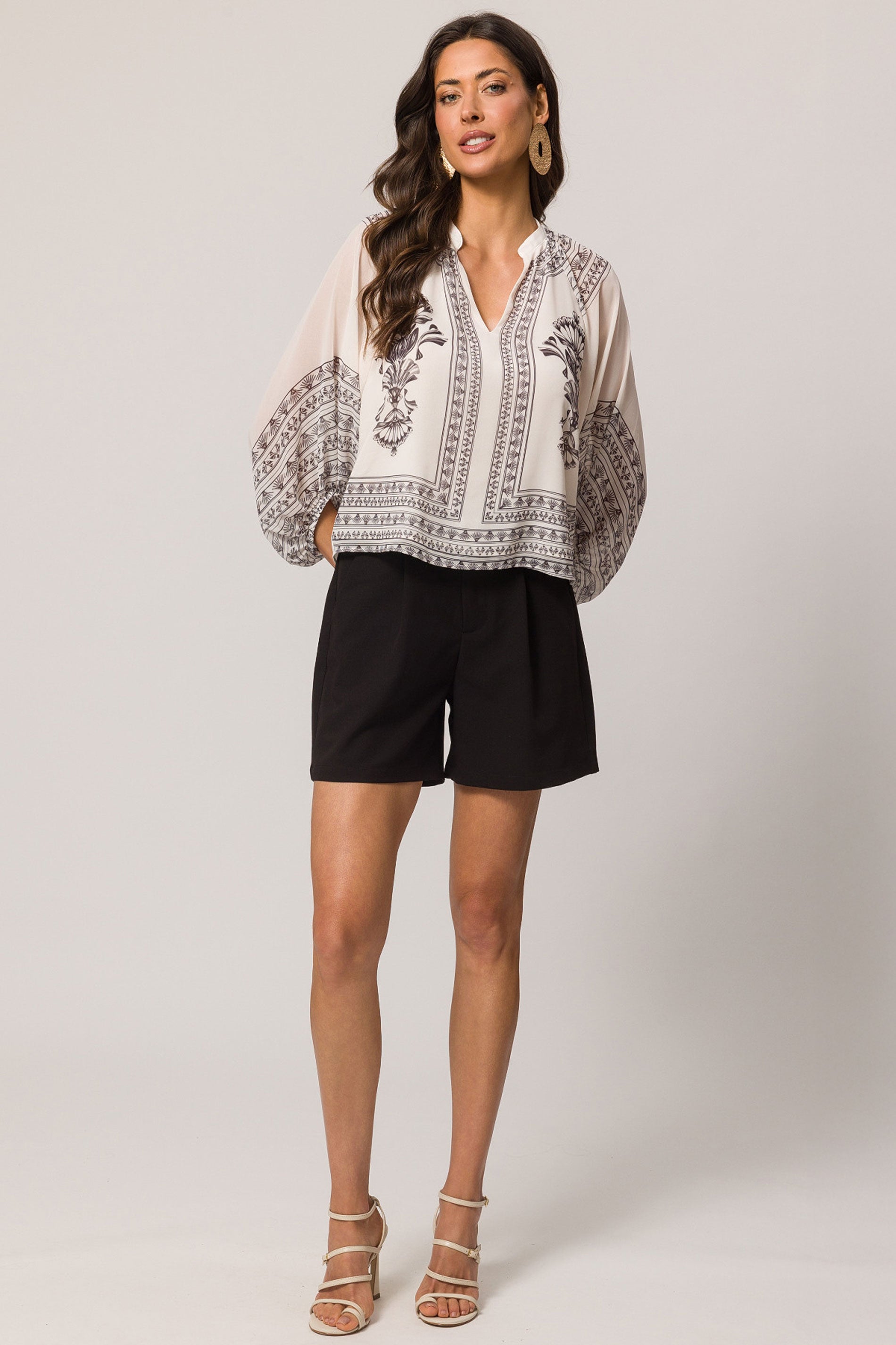 Blusa de Manga 3/4 em Plano Chiffon Soft