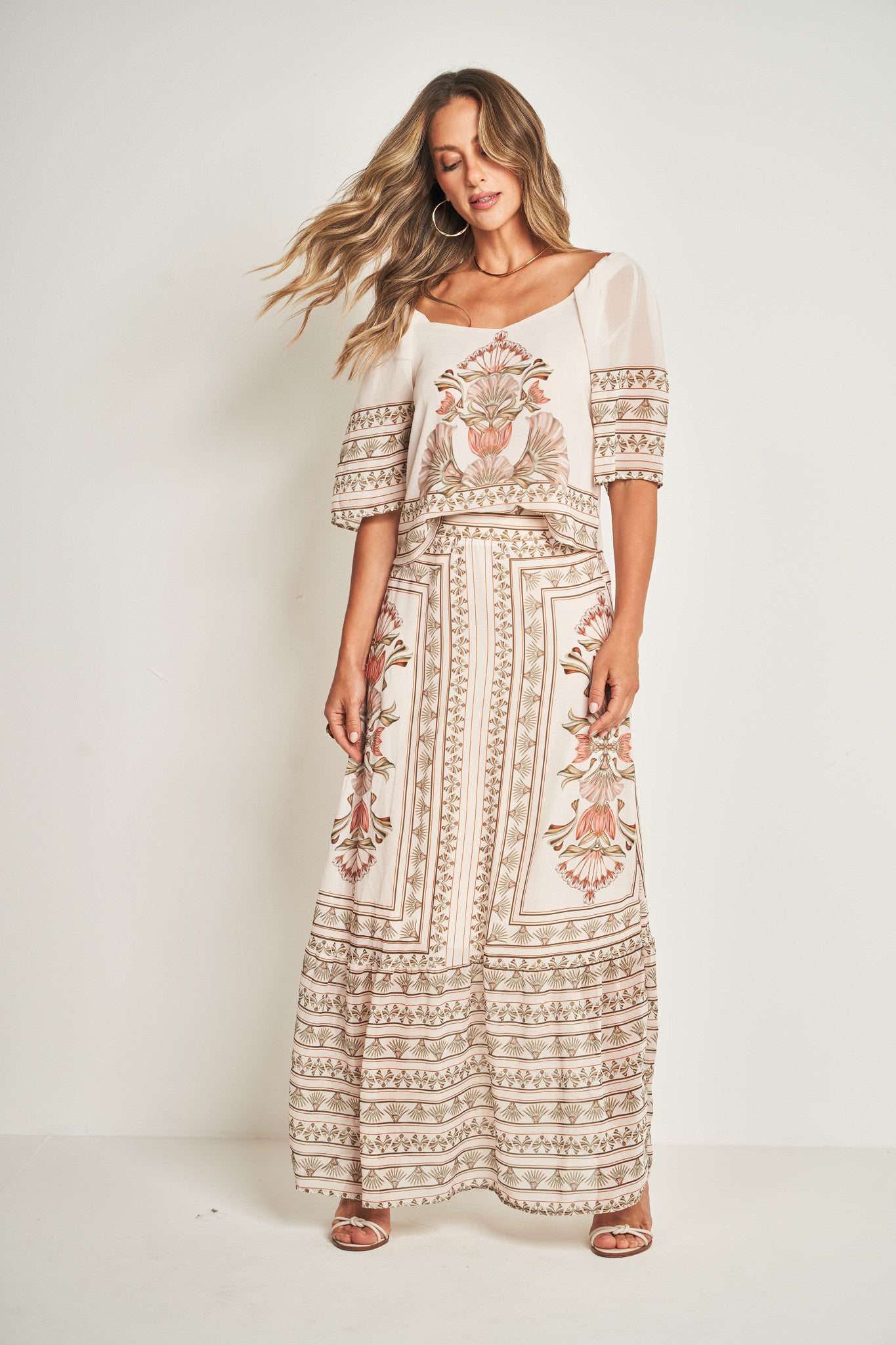 Saia Longa em Plano Chiffon Soft