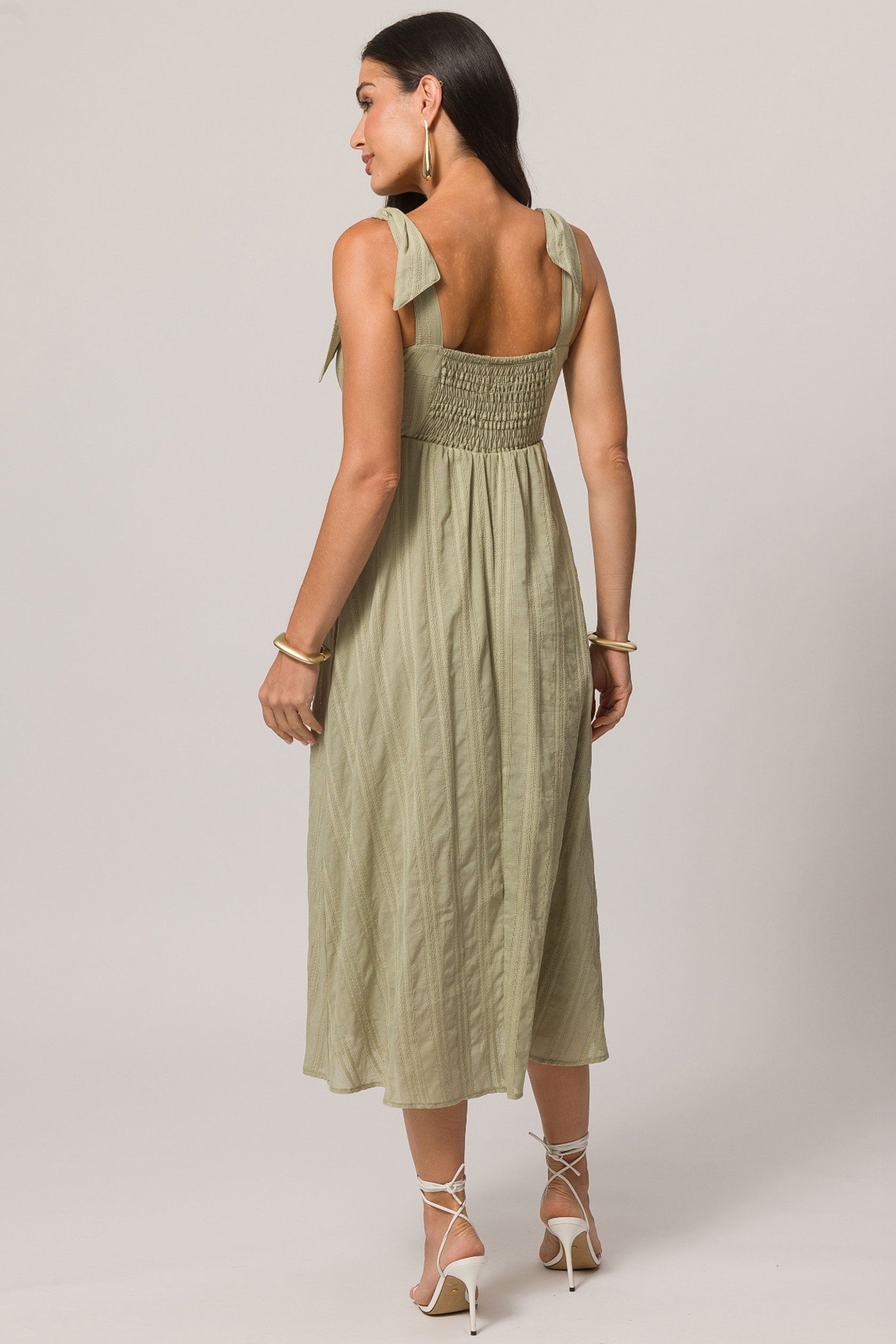 Vestido Midi de Alça em Plano Cambraia Listrada