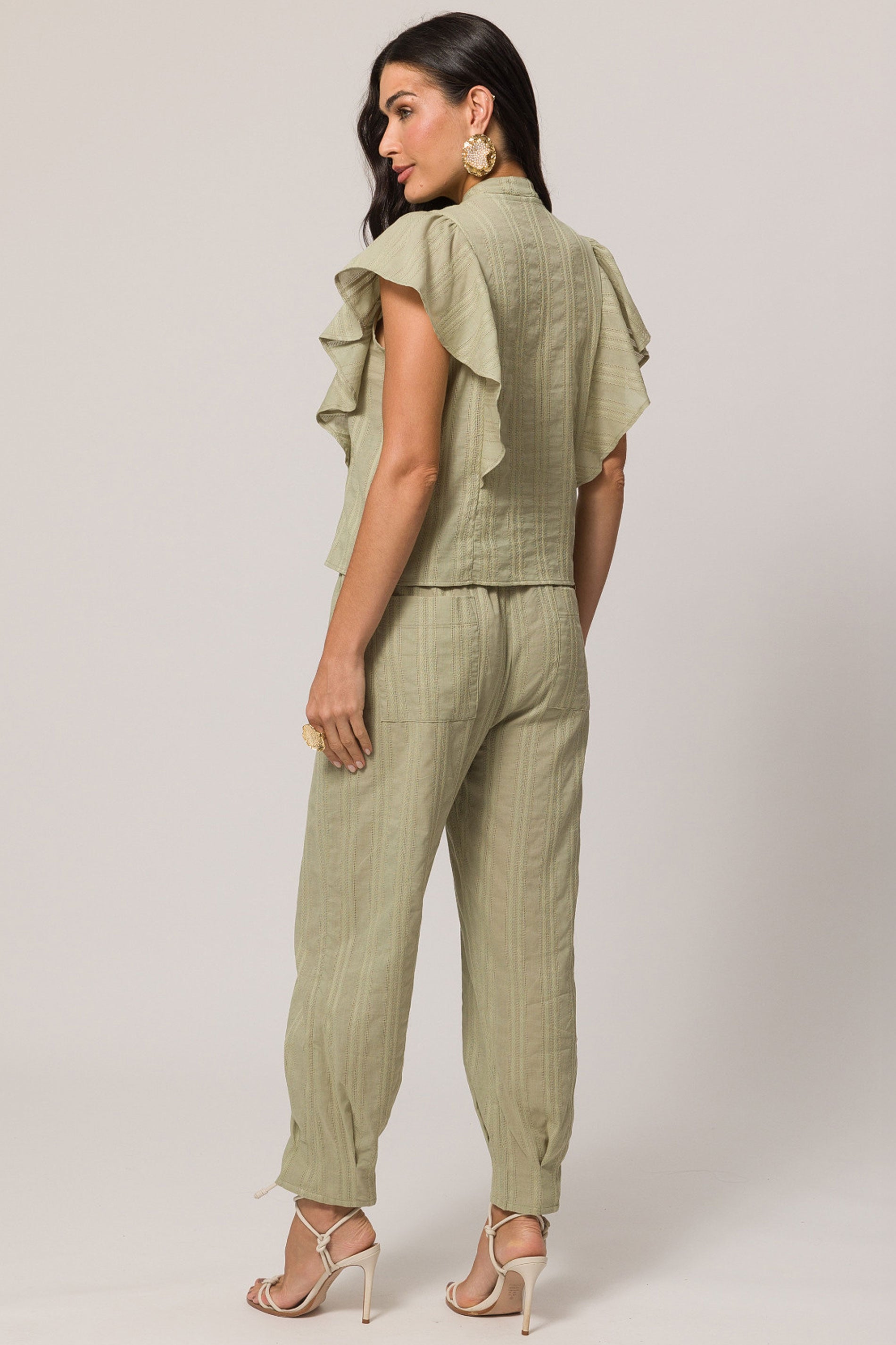 Blusa de Manga Curta em Plano Cambraia Listrada