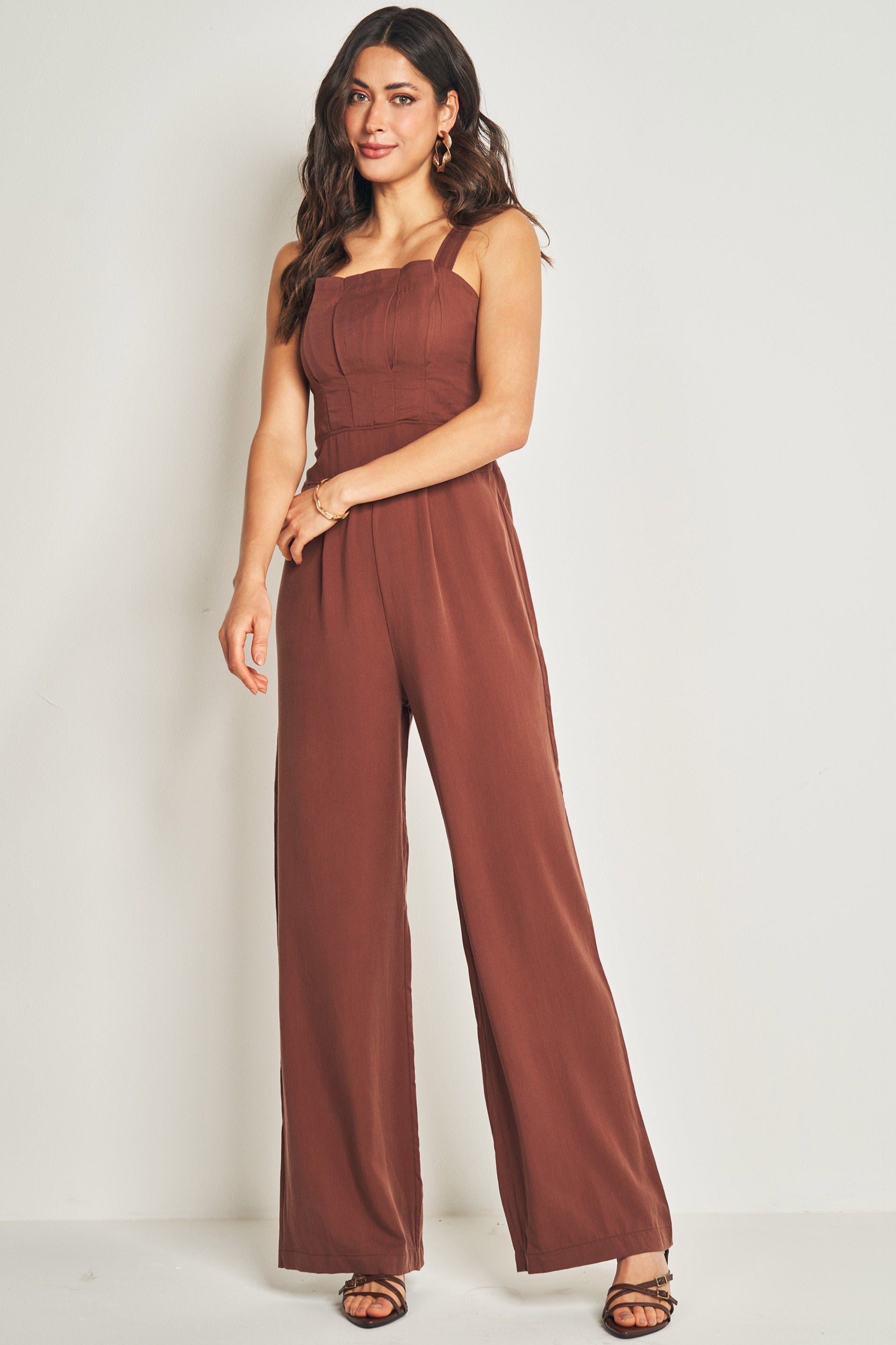 Macacão de alça em plano tencel