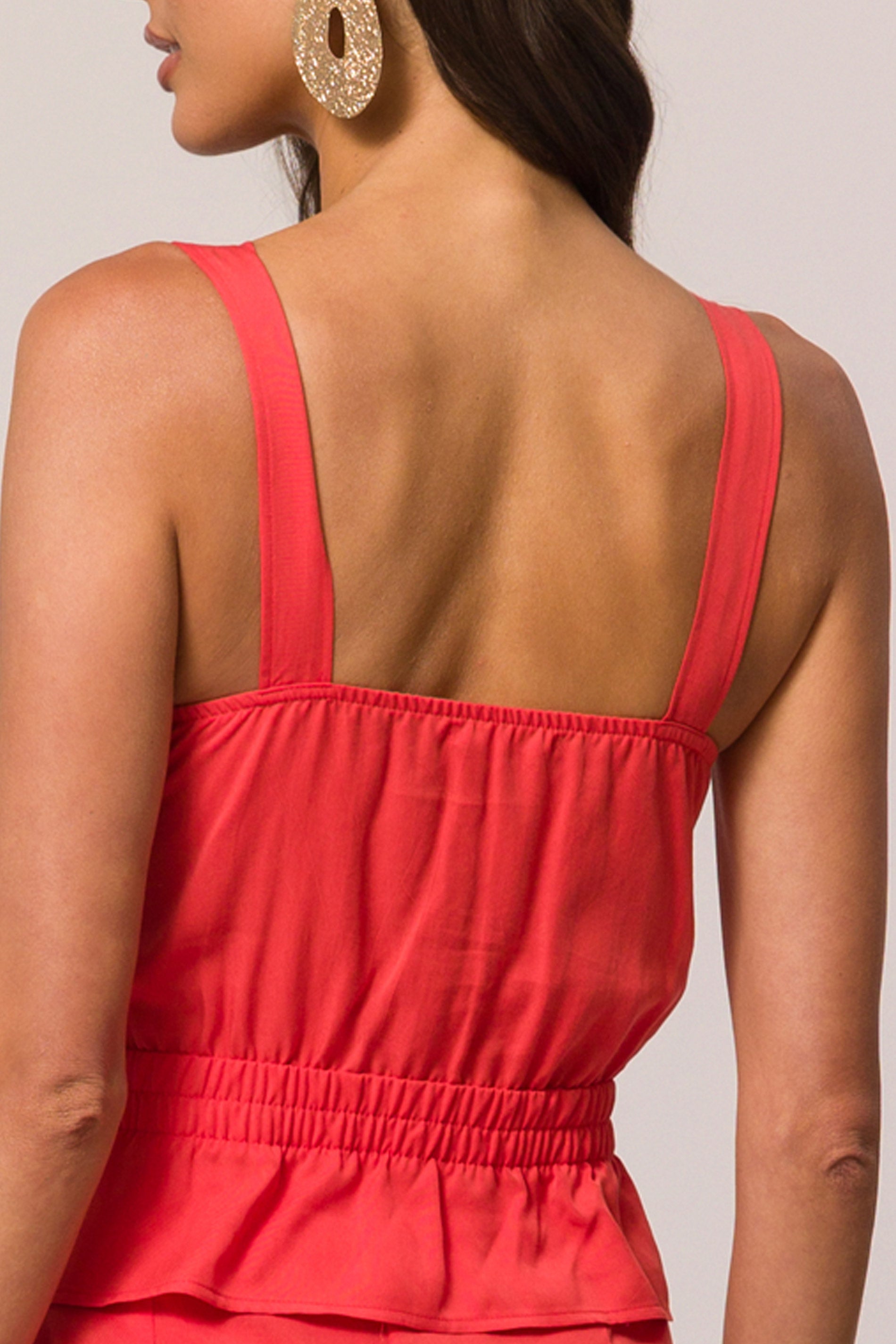 Top de alça em plano tencel com franzido