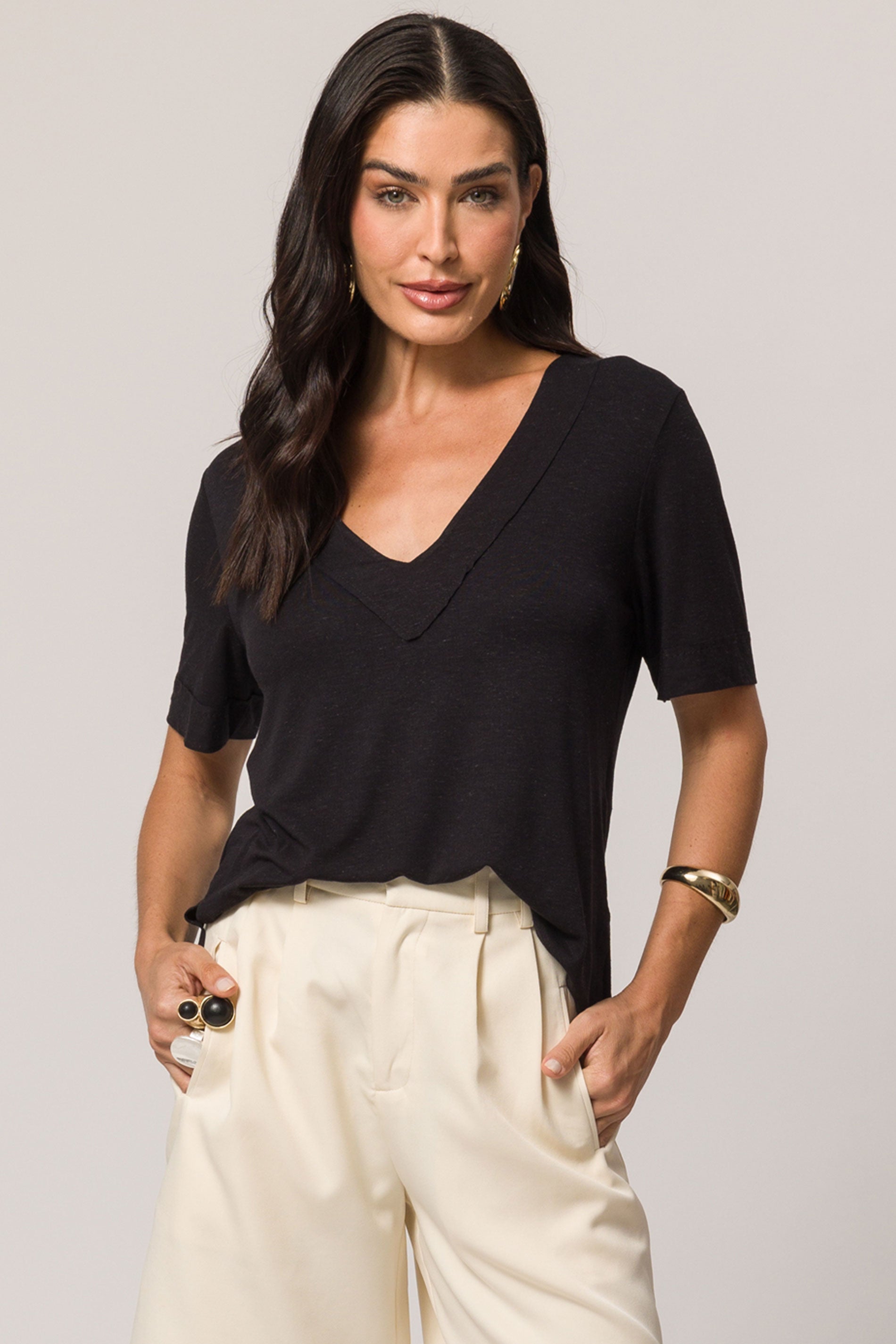 Blusa de Manga Curta em Meia Malha Viscolinho com Elastano