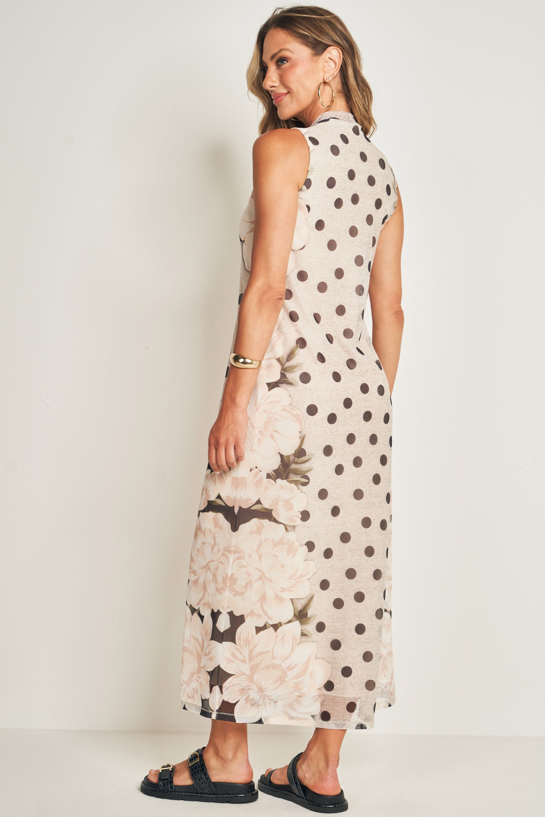 Vestido Longo Estampado em Tule