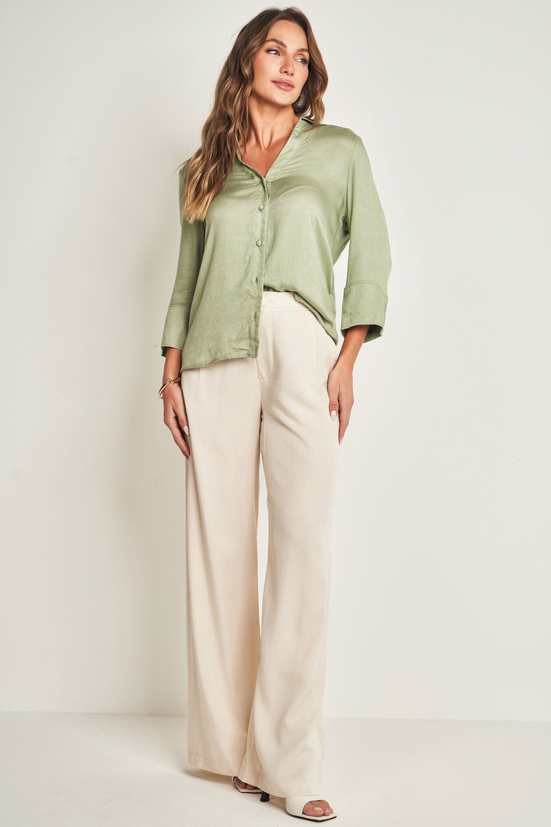 Camisa 3/4 em Viscose com Poá