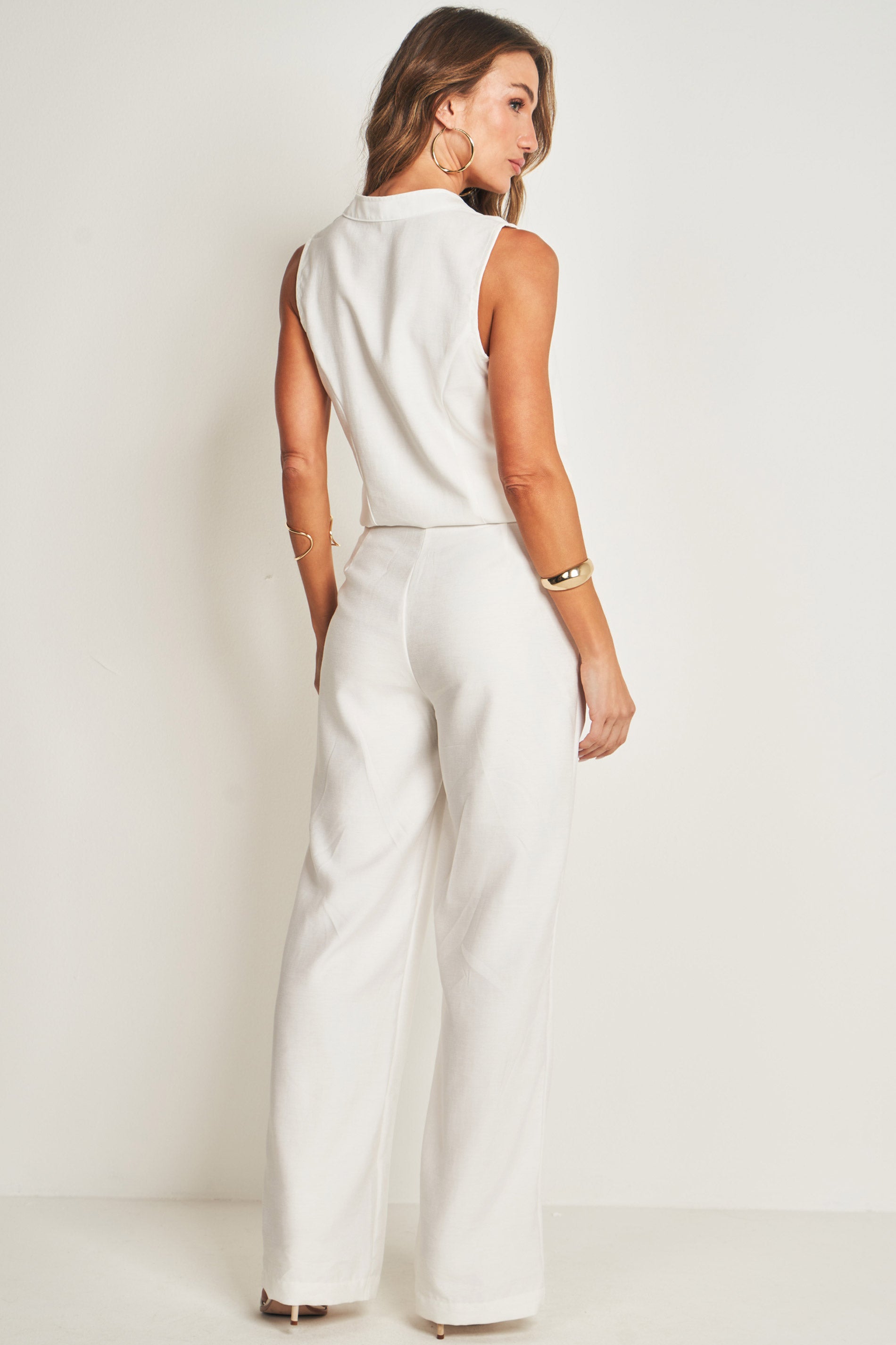 Blusa sem manga em sarja sartorial